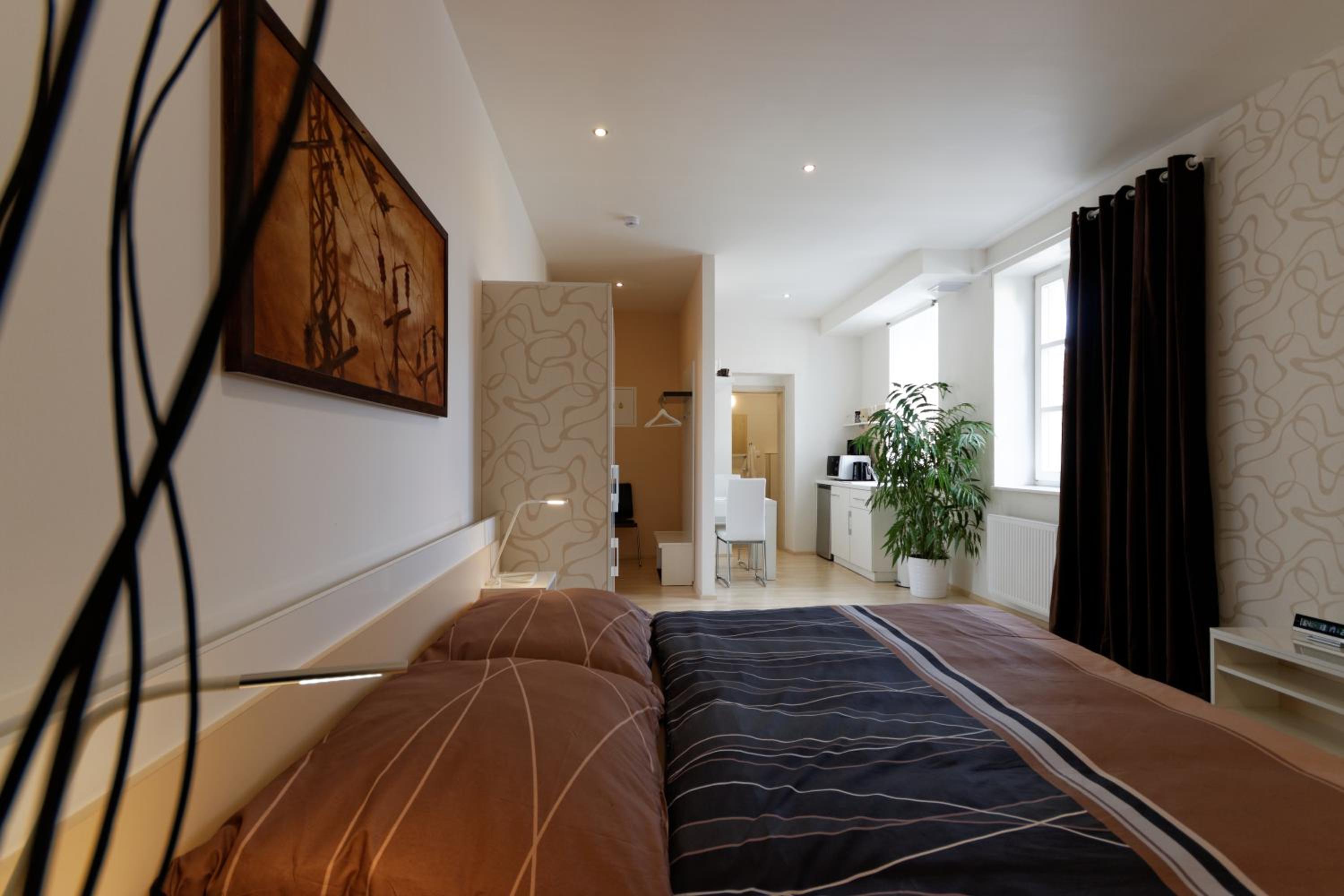 Apartment (2 Adults)