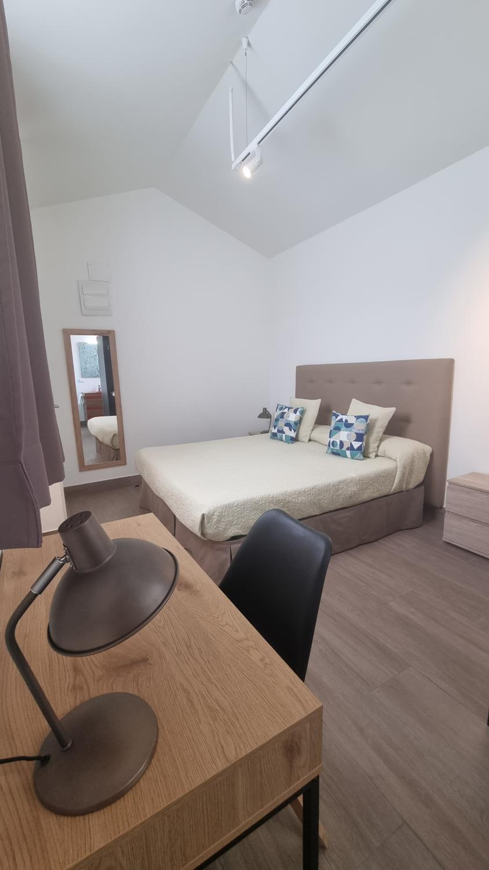 Deluxe Twin Room - Photo 1