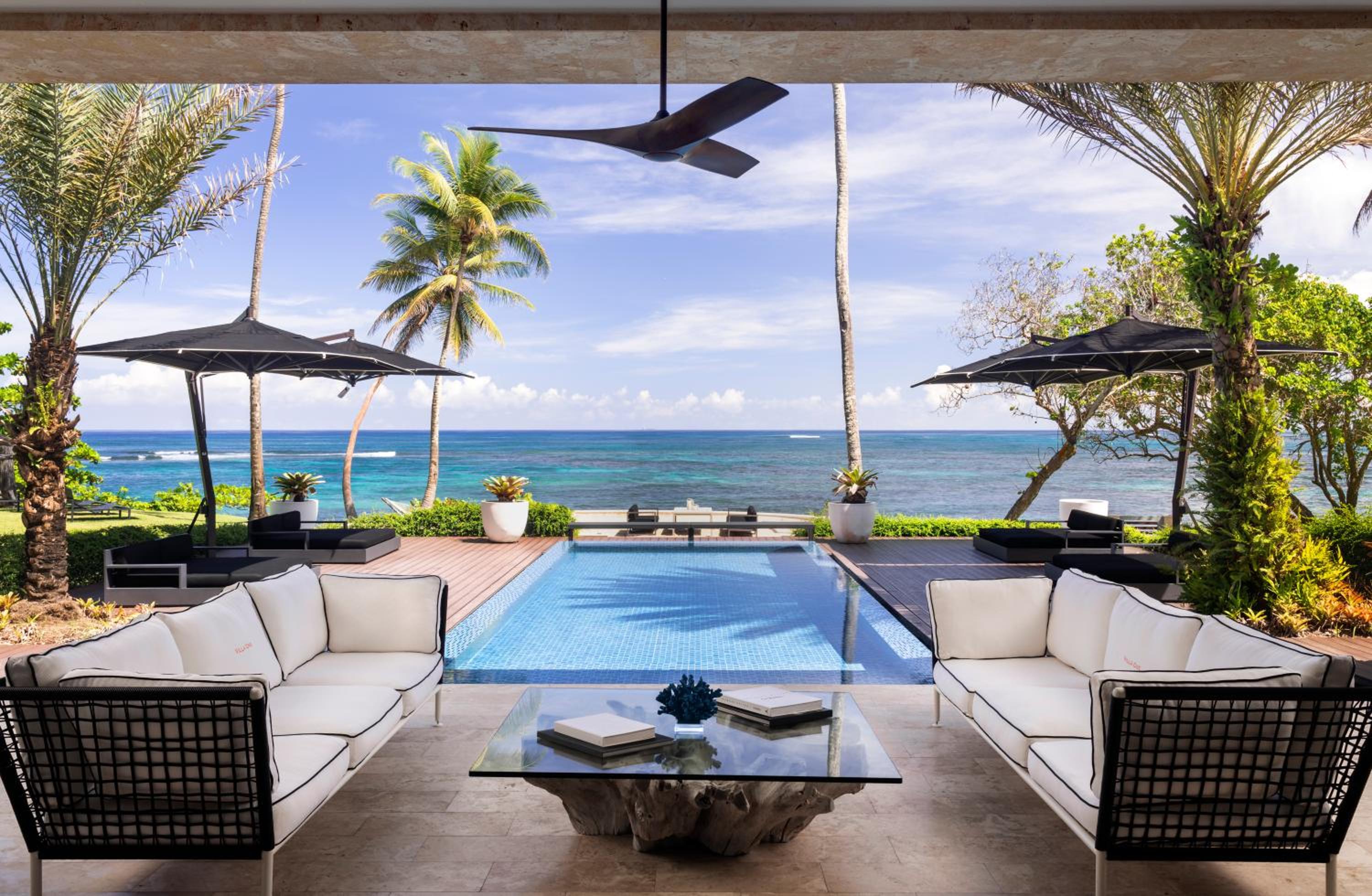 Villa with Balcony (Non Smoking)
