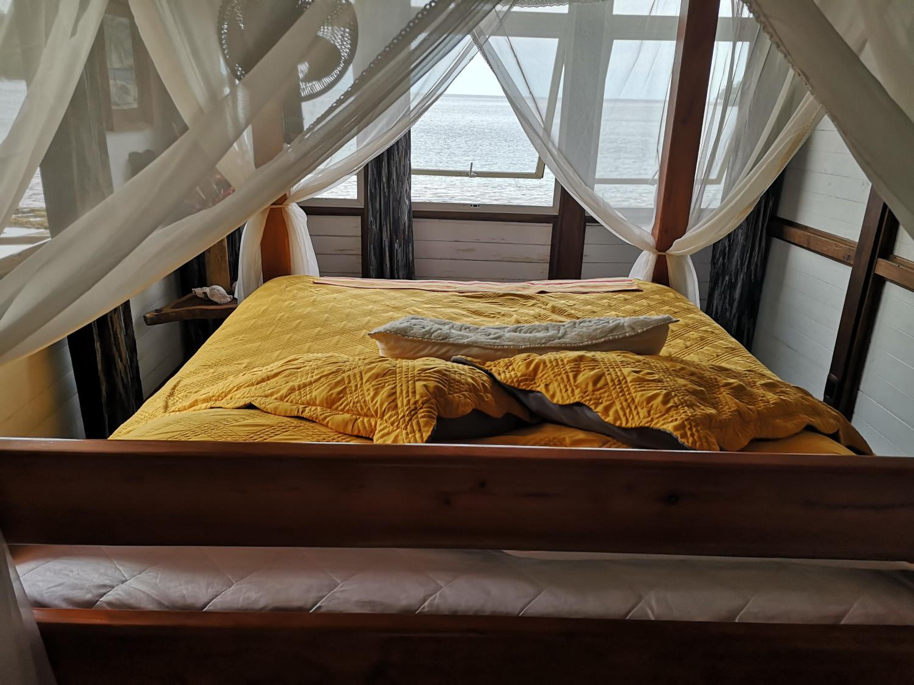 Queen Room with Sea View photo 2