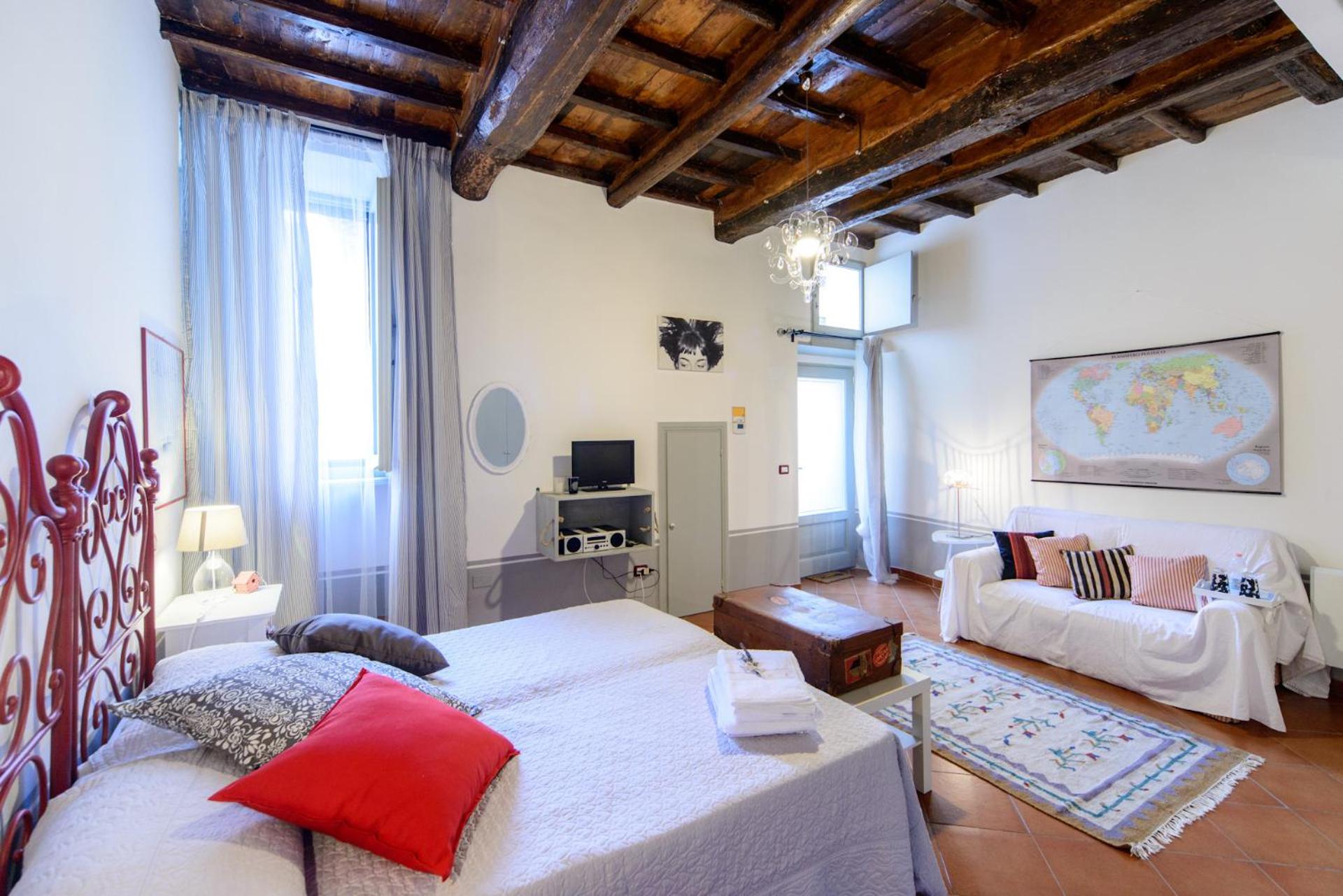 Double Room with Private Bathroom photo 1