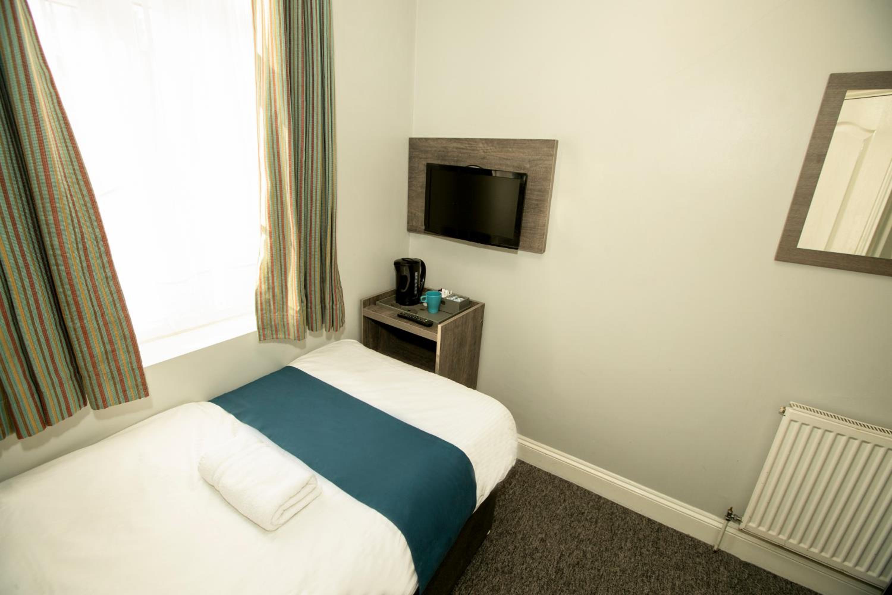 Single Room photo 2