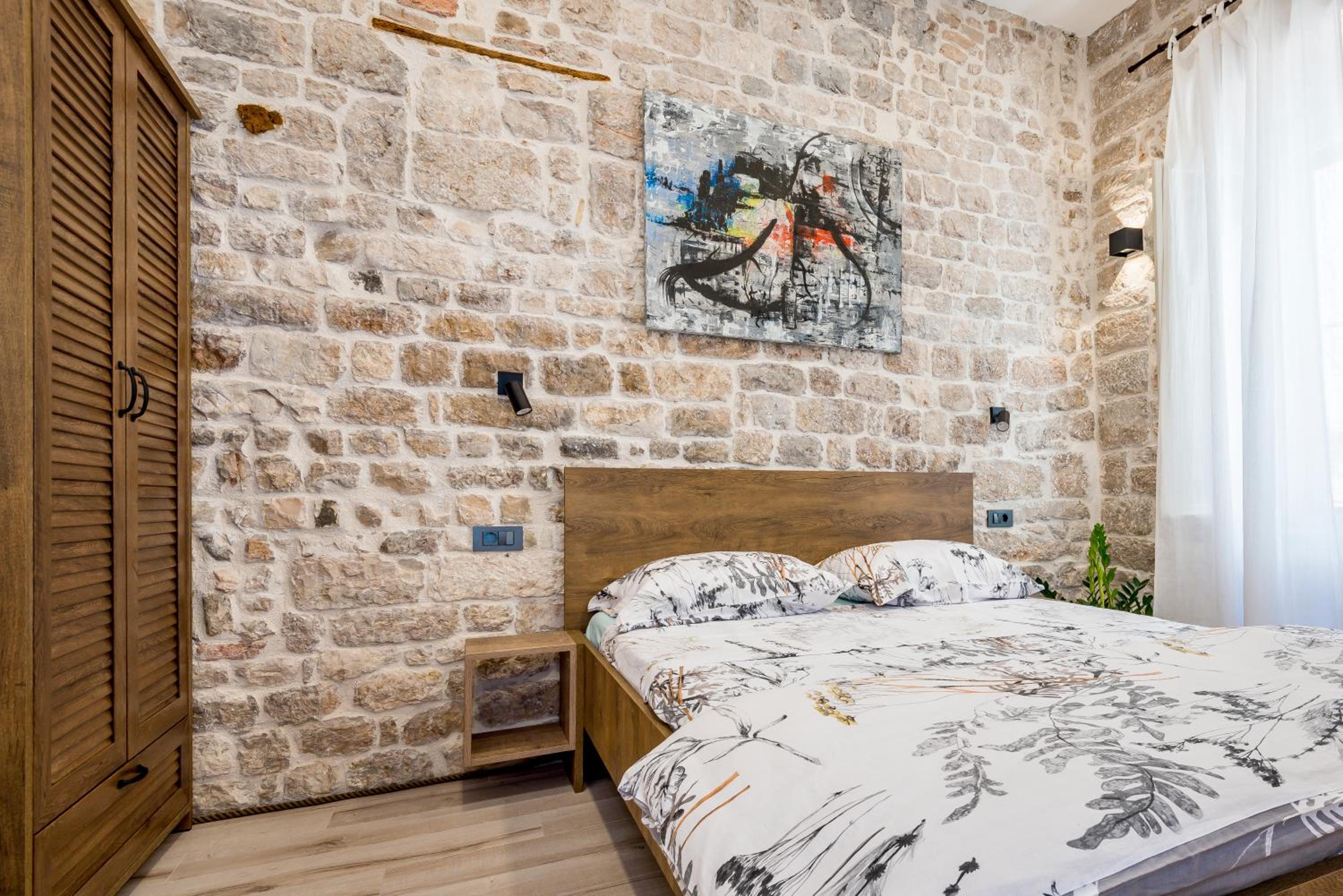 Double Room - Photo 12