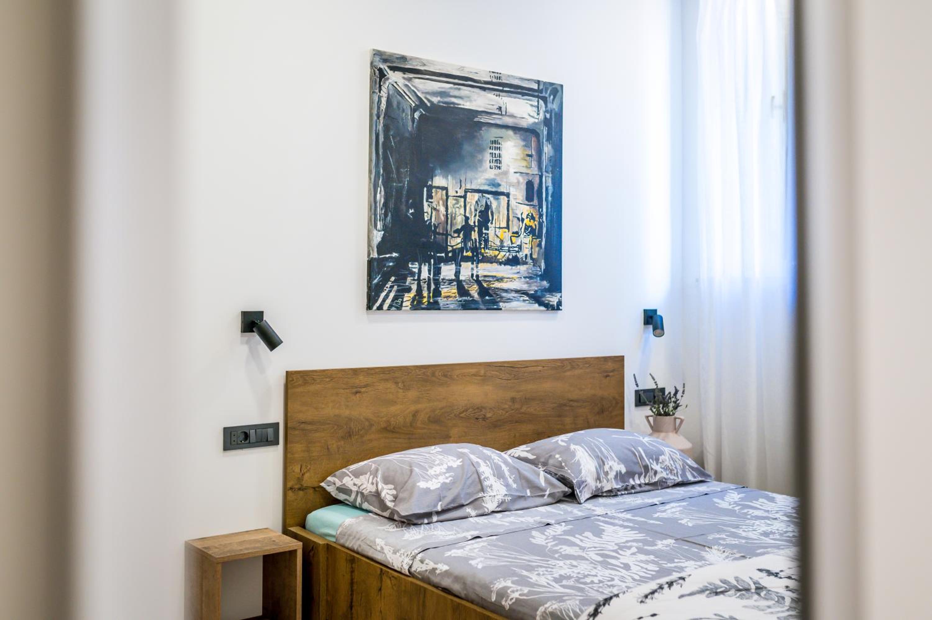 Double Room - Photo 5