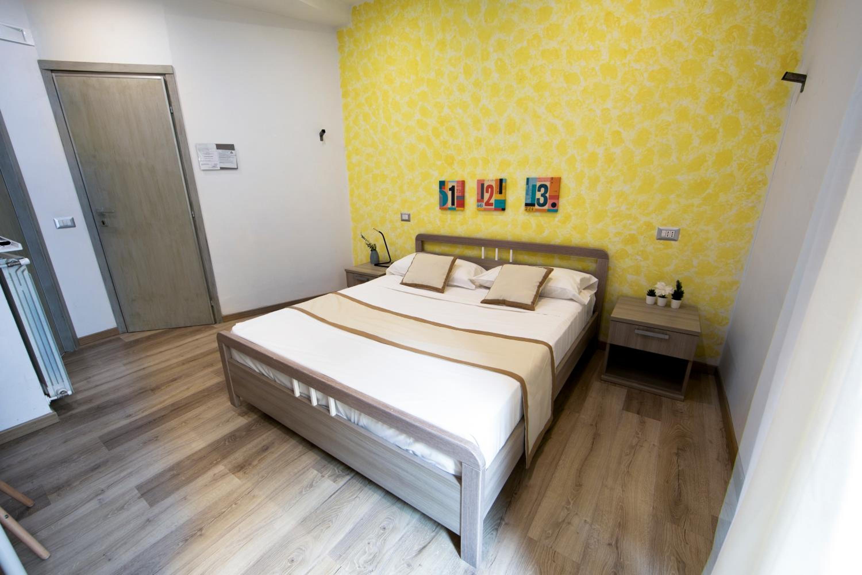 Standard Double Room photo 2