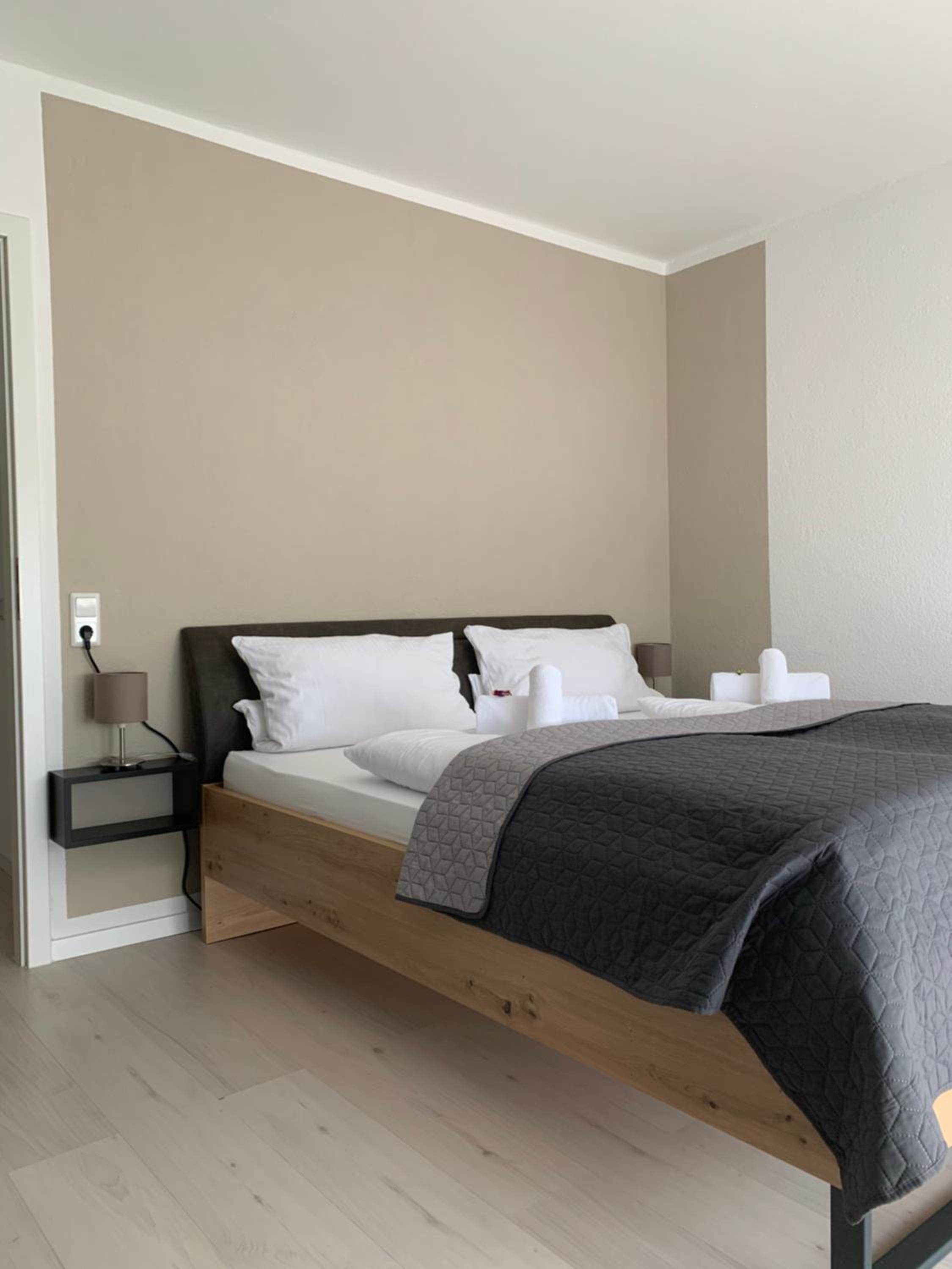 Standard King Room photo 3
