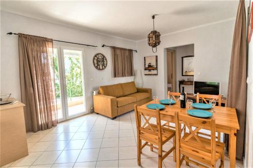 Two Bedroom Apartment - Aphrodite photo 1