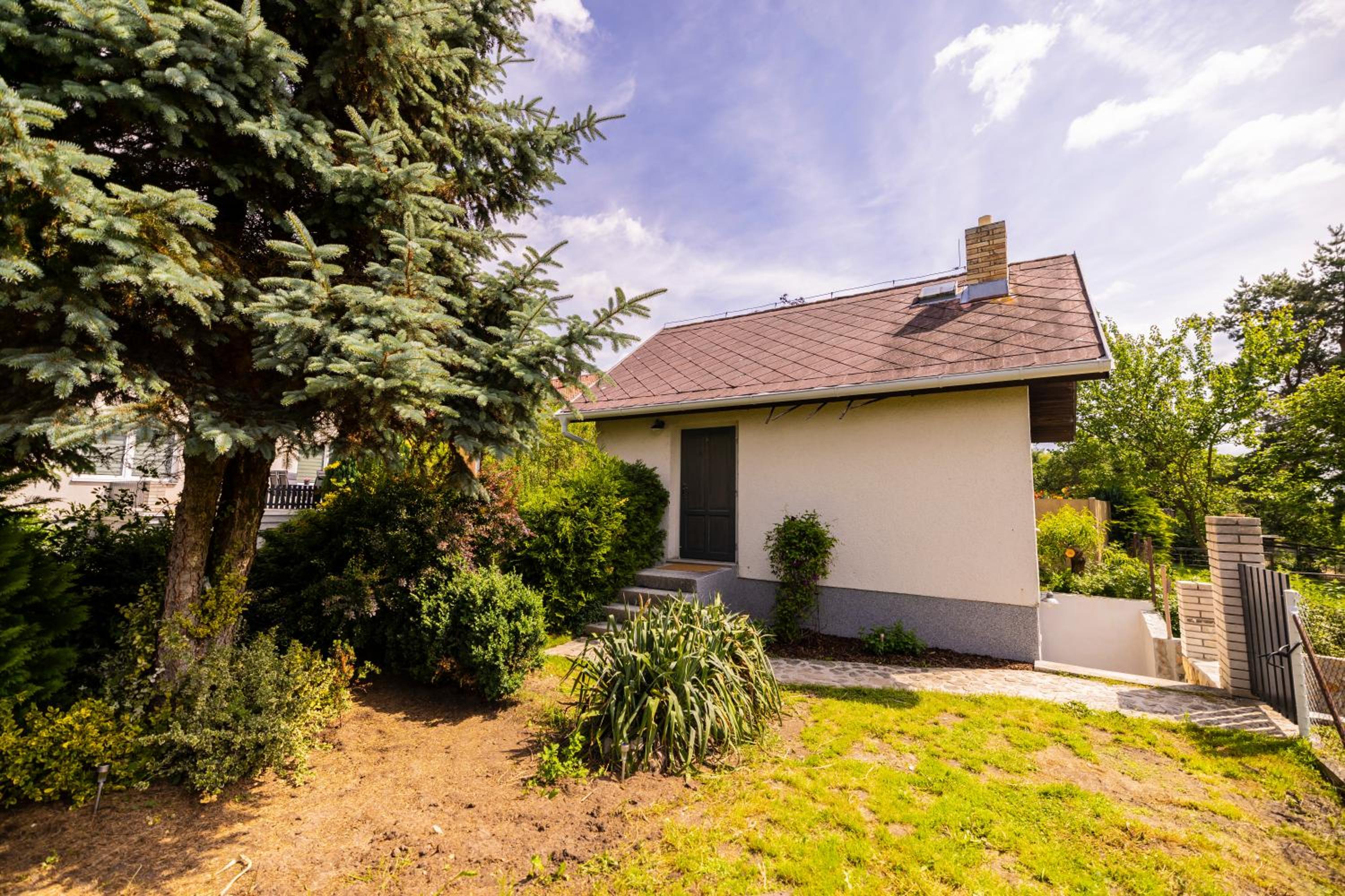 Two-Bedroom Bungalow photo 1