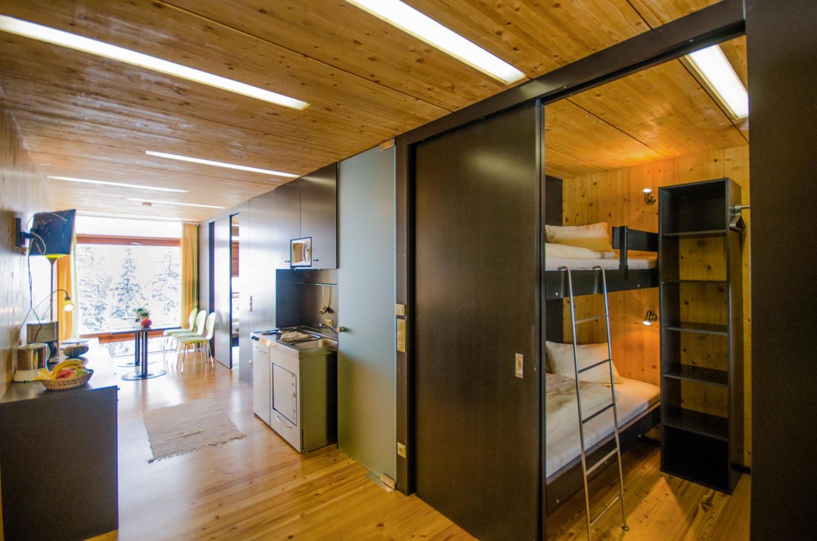 Apartment with Mountain View photo 3