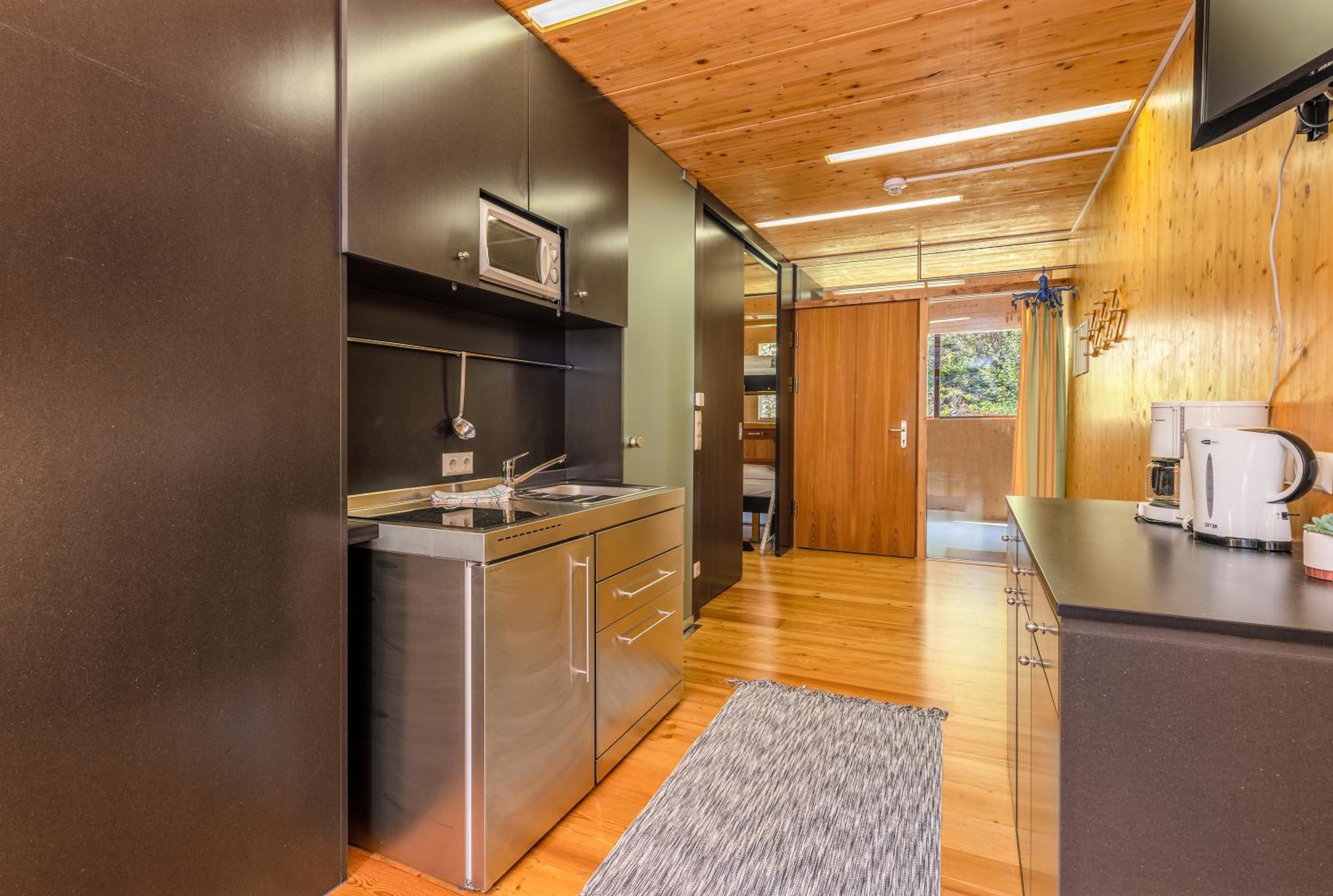 Apartment with Mountain View photo 3