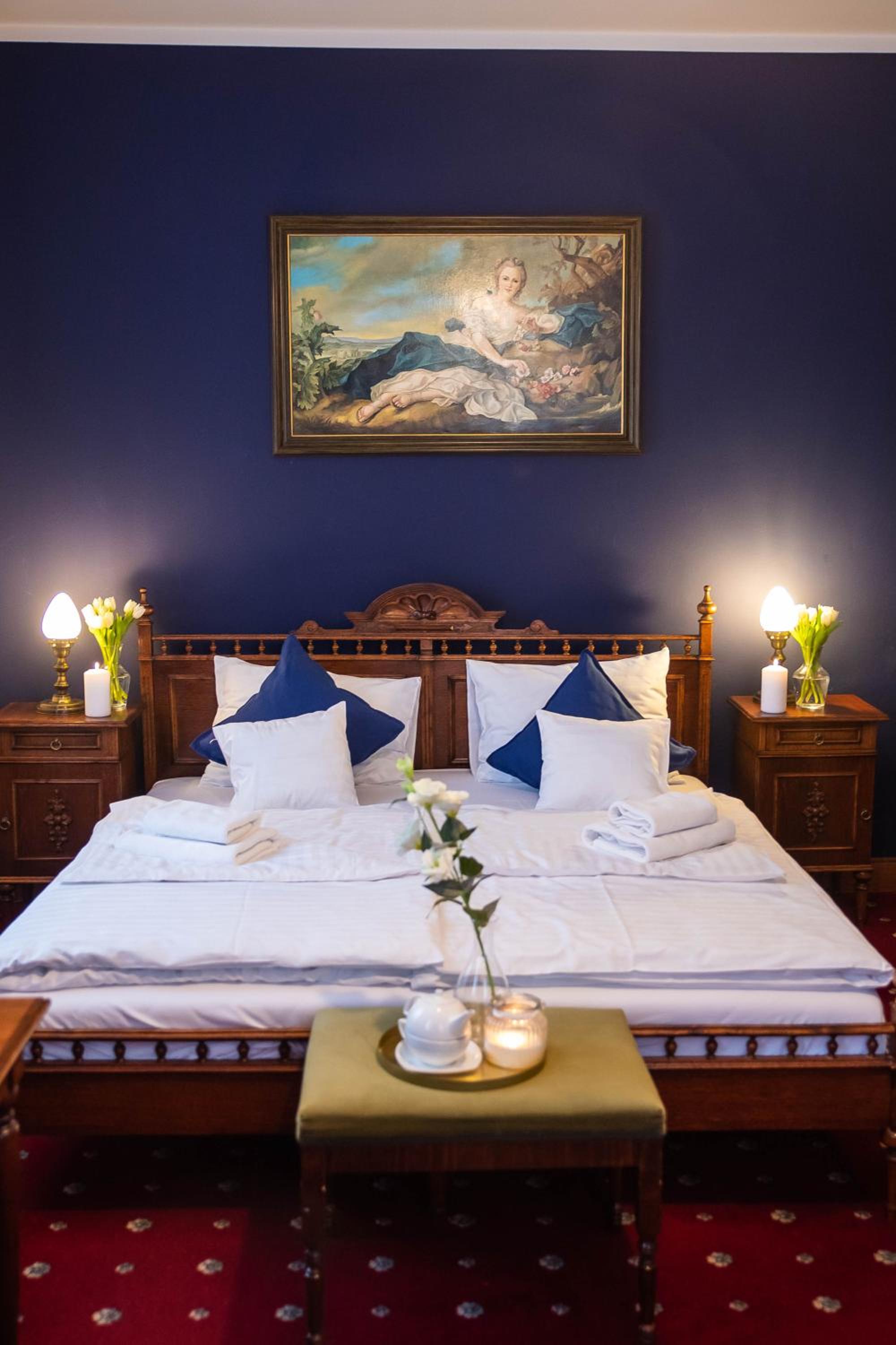 Double Room - Photo 9