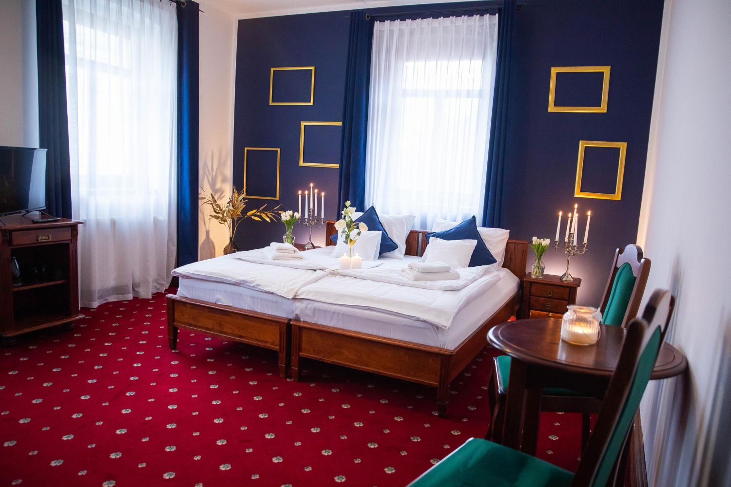 Twin Room - Photo 5