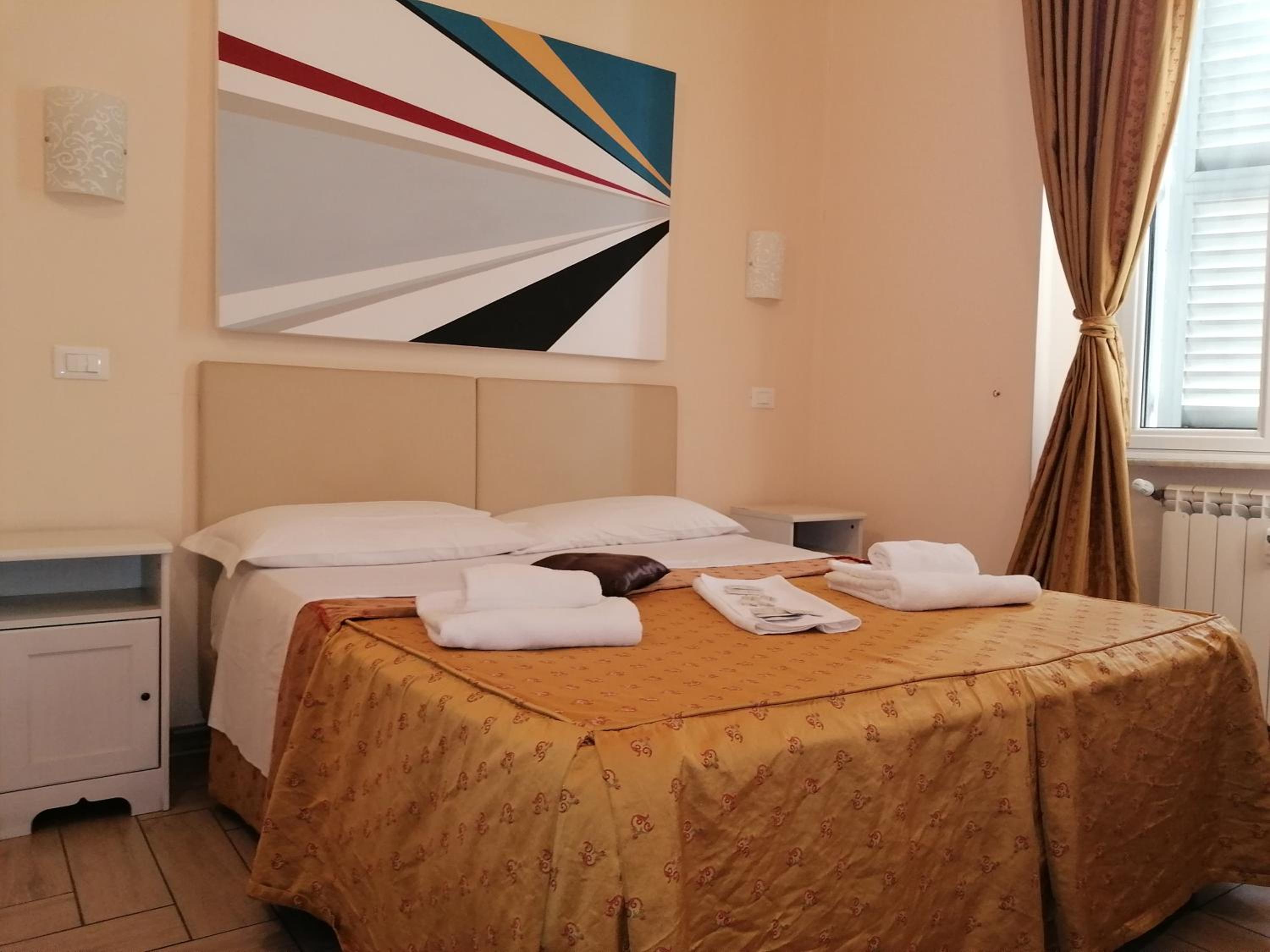 Budget Double Room With Private Bathroom