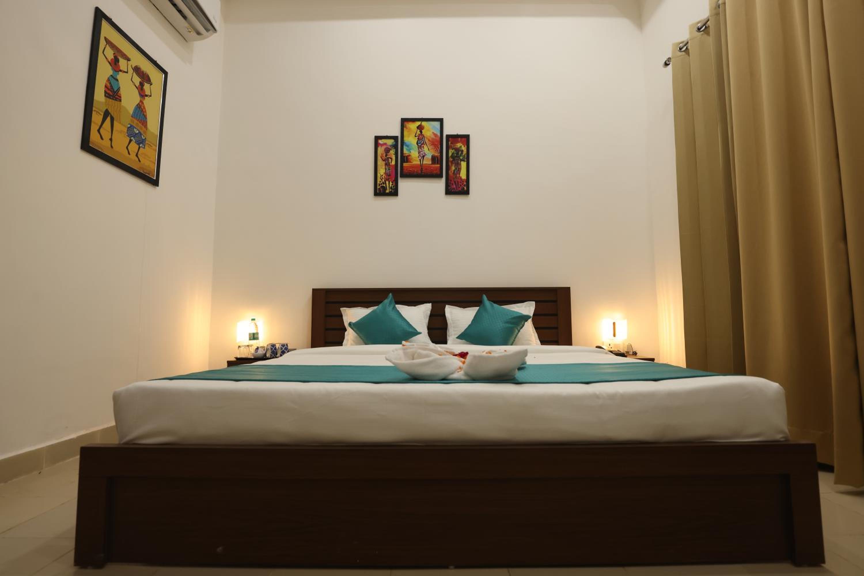 Deluxe Room - Photo 1