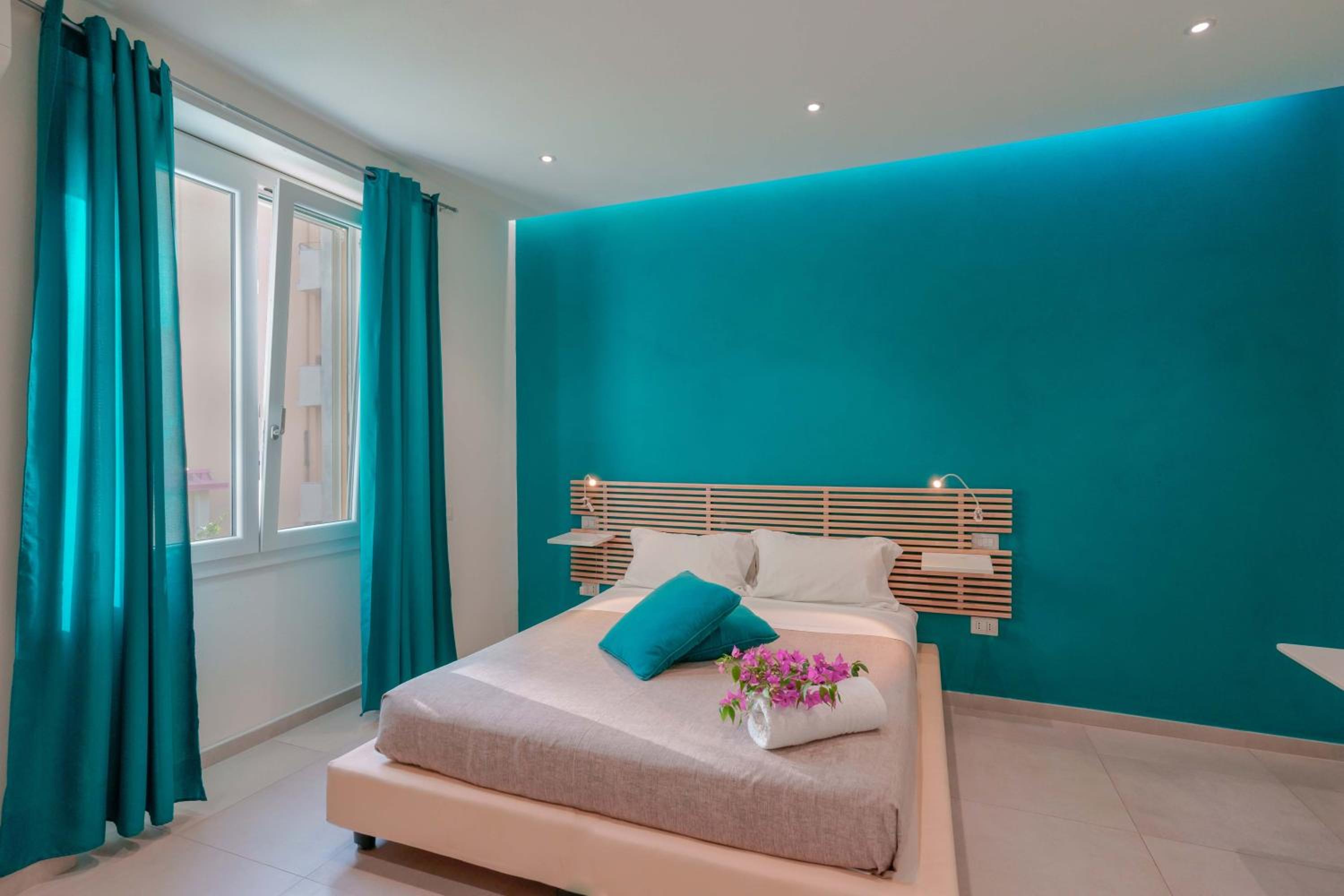Deluxe Double or Twin Room with Spa Bath - Photo 15