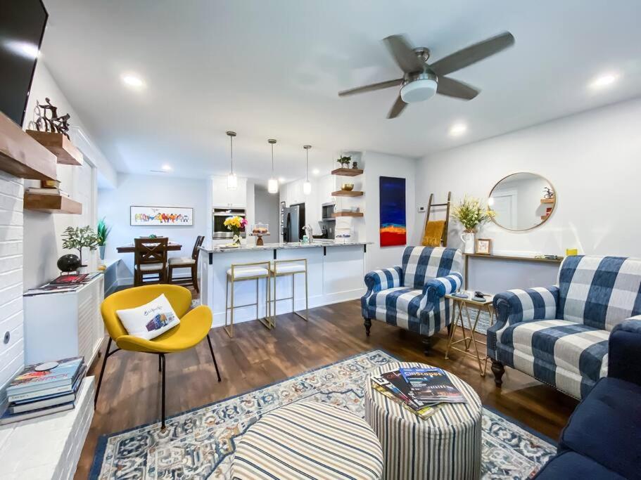 Three-Bedroom House - Photo 1