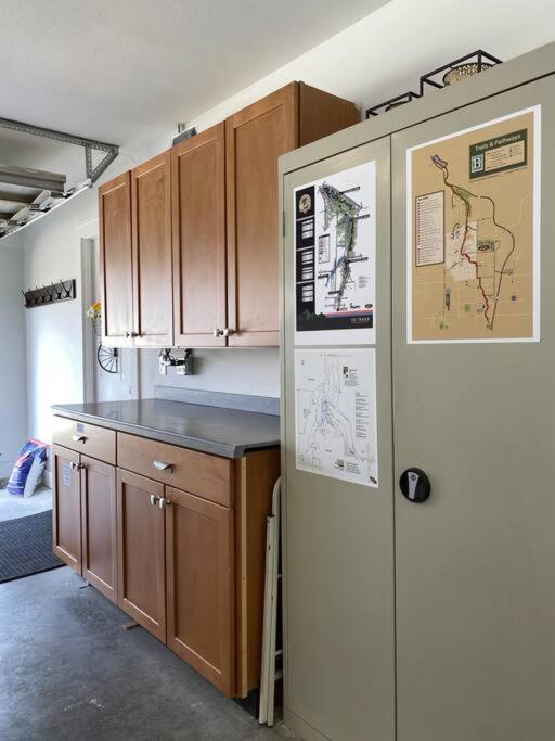 Three-Bedroom House - Photo 36