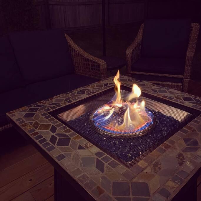 Three-Bedroom House - Photo 35