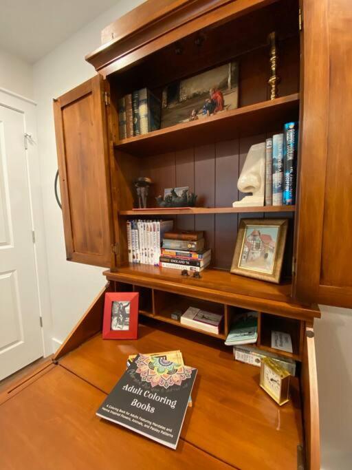 Three-Bedroom House - Photo 11