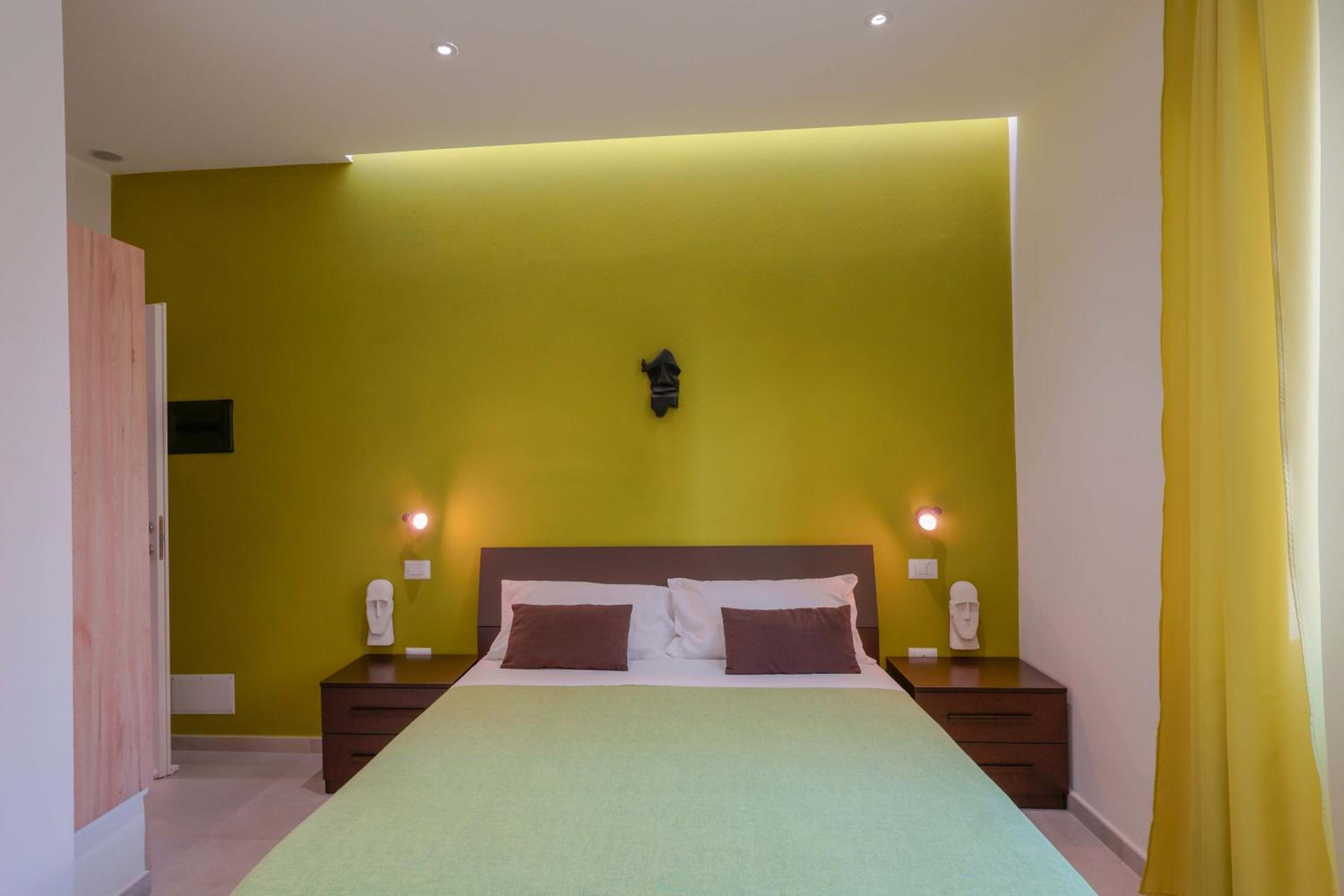 Double Room - Photo 2
