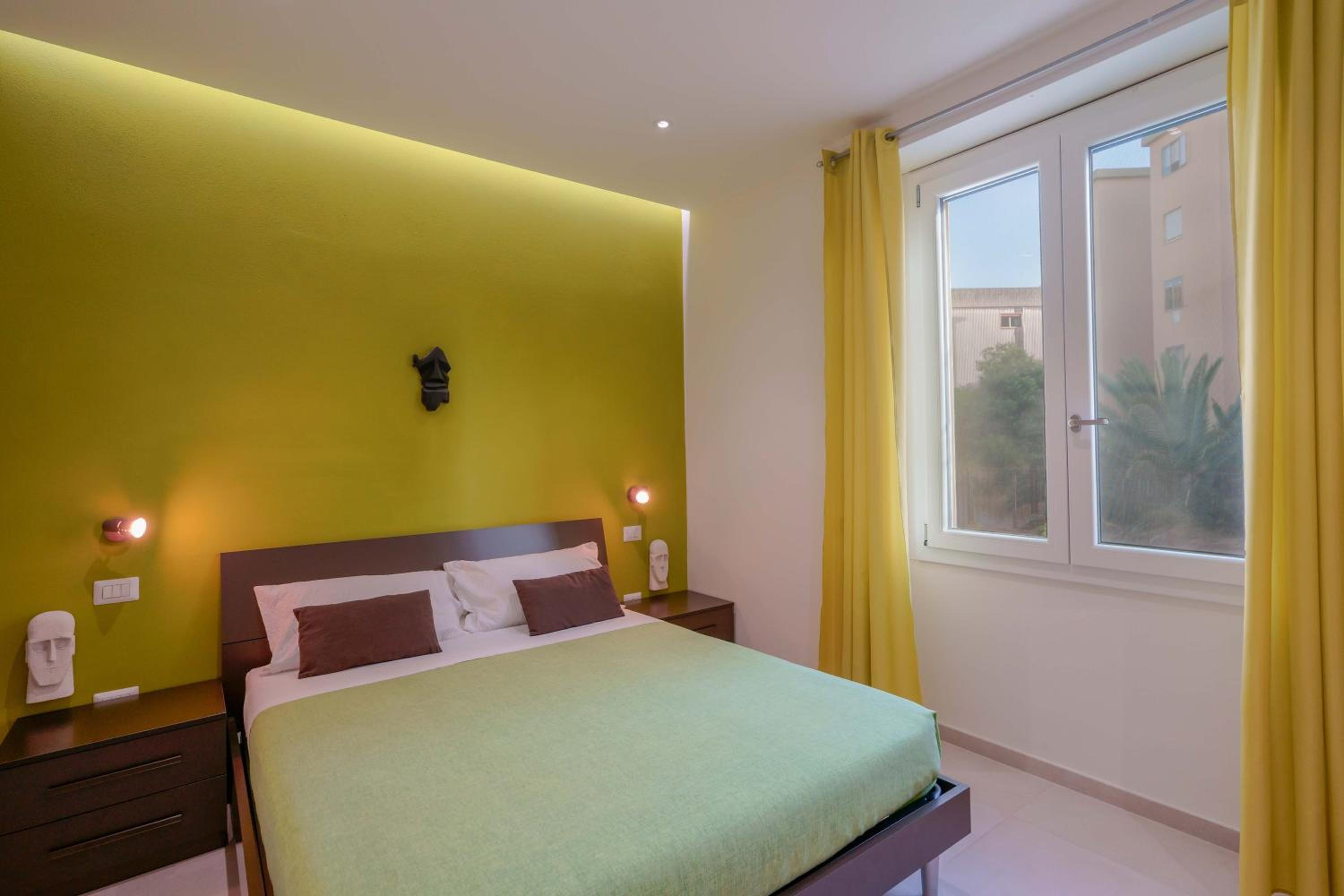 Double Room - Photo 16