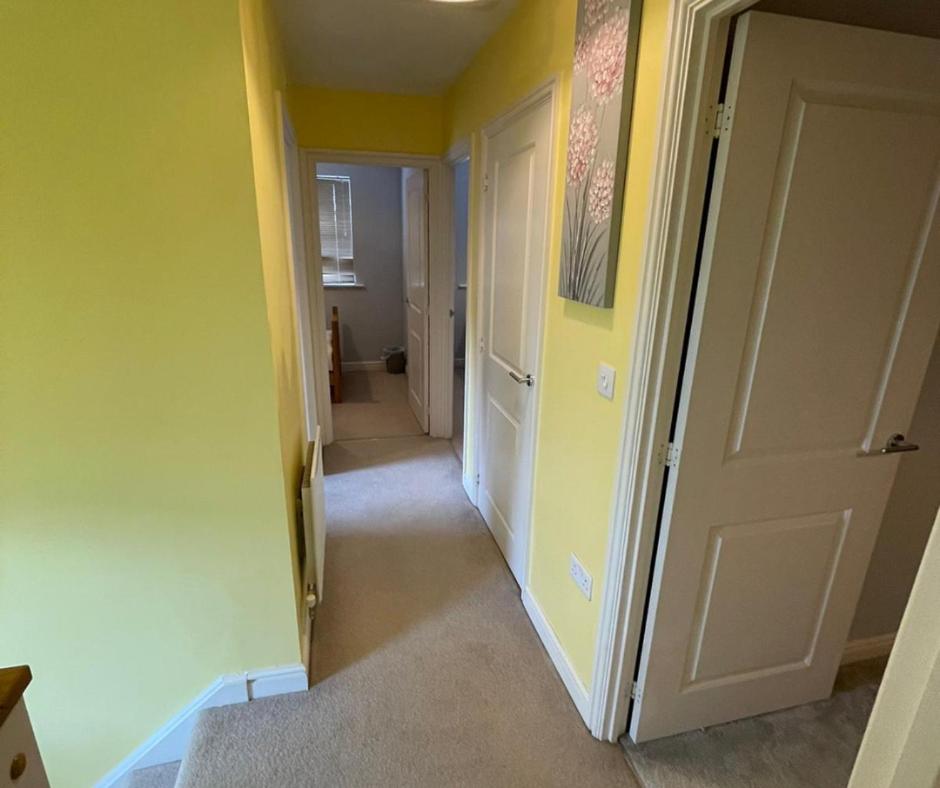 Four-Bedroom House - Photo 18