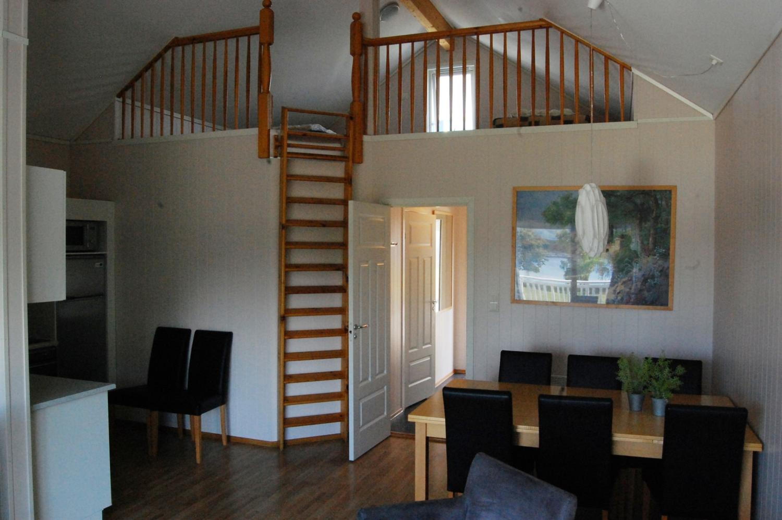 Two-Bedroom Apartment - Photo 4