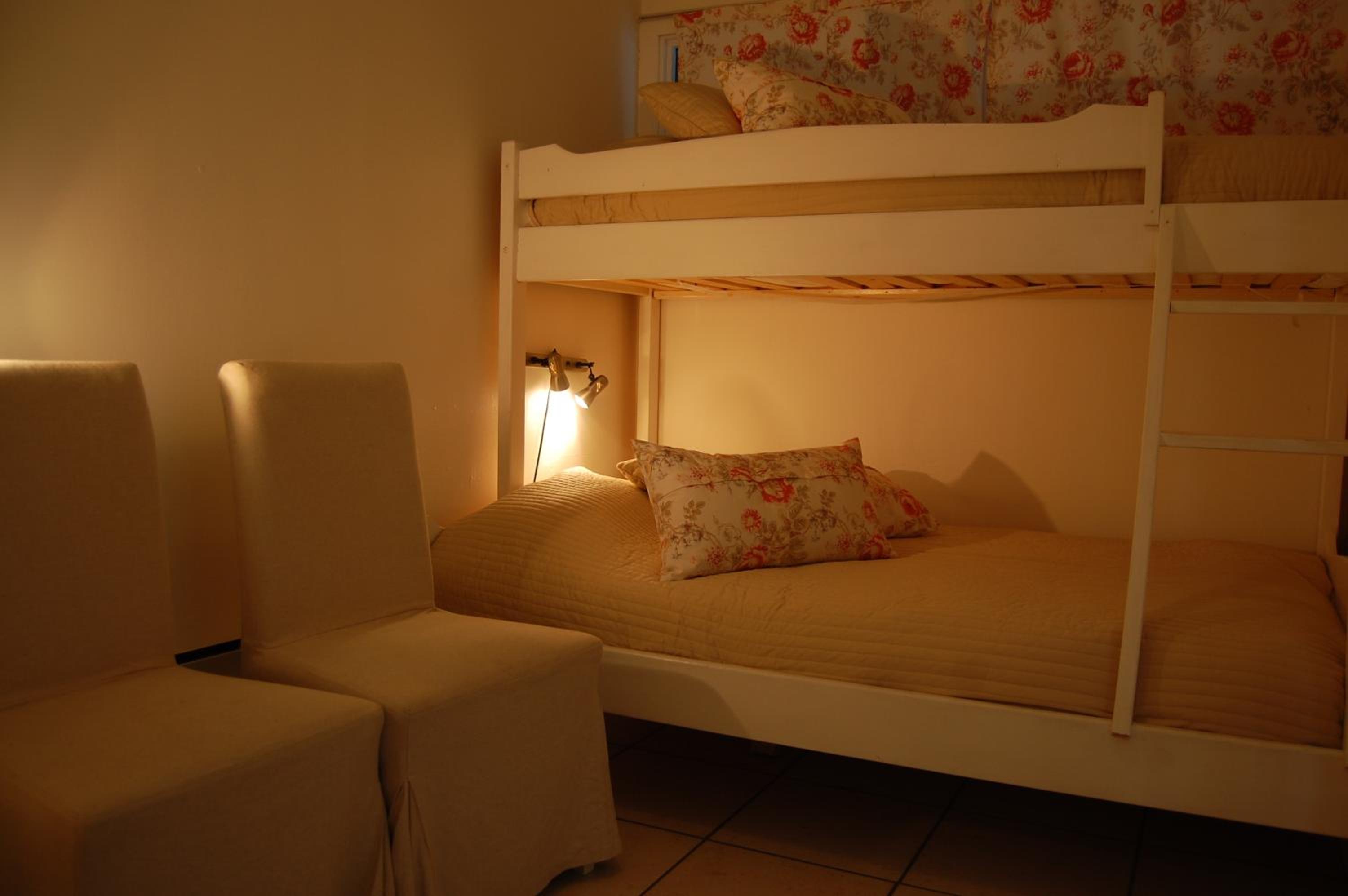 Two-Bedroom Apartment with Balcony - Photo 3