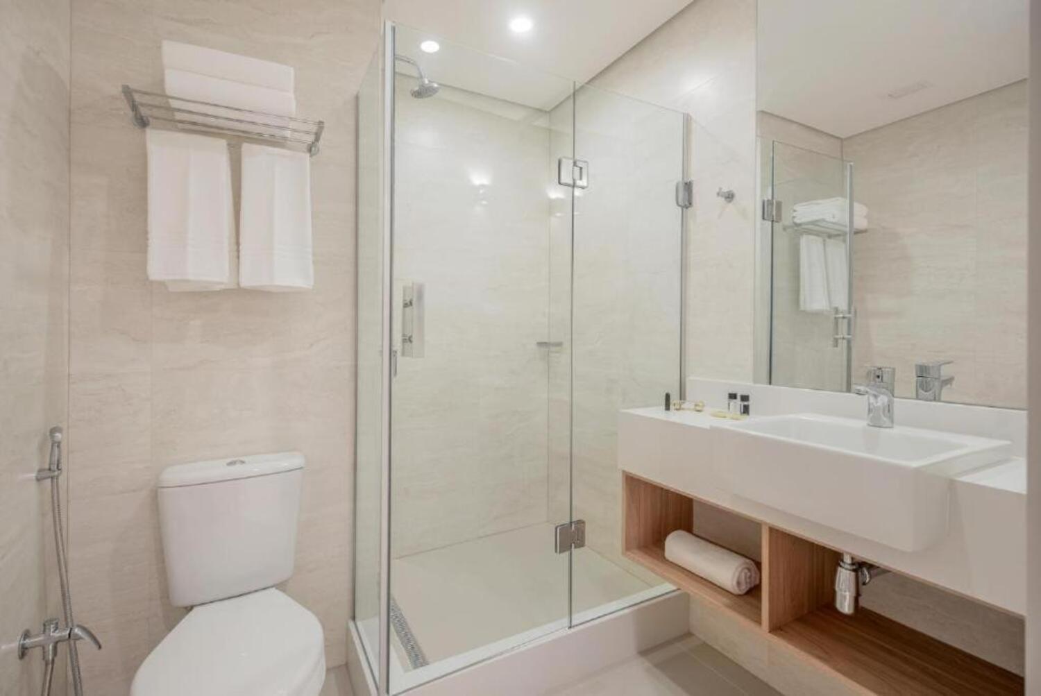Standard Double Room with Double Bed - Photo 3