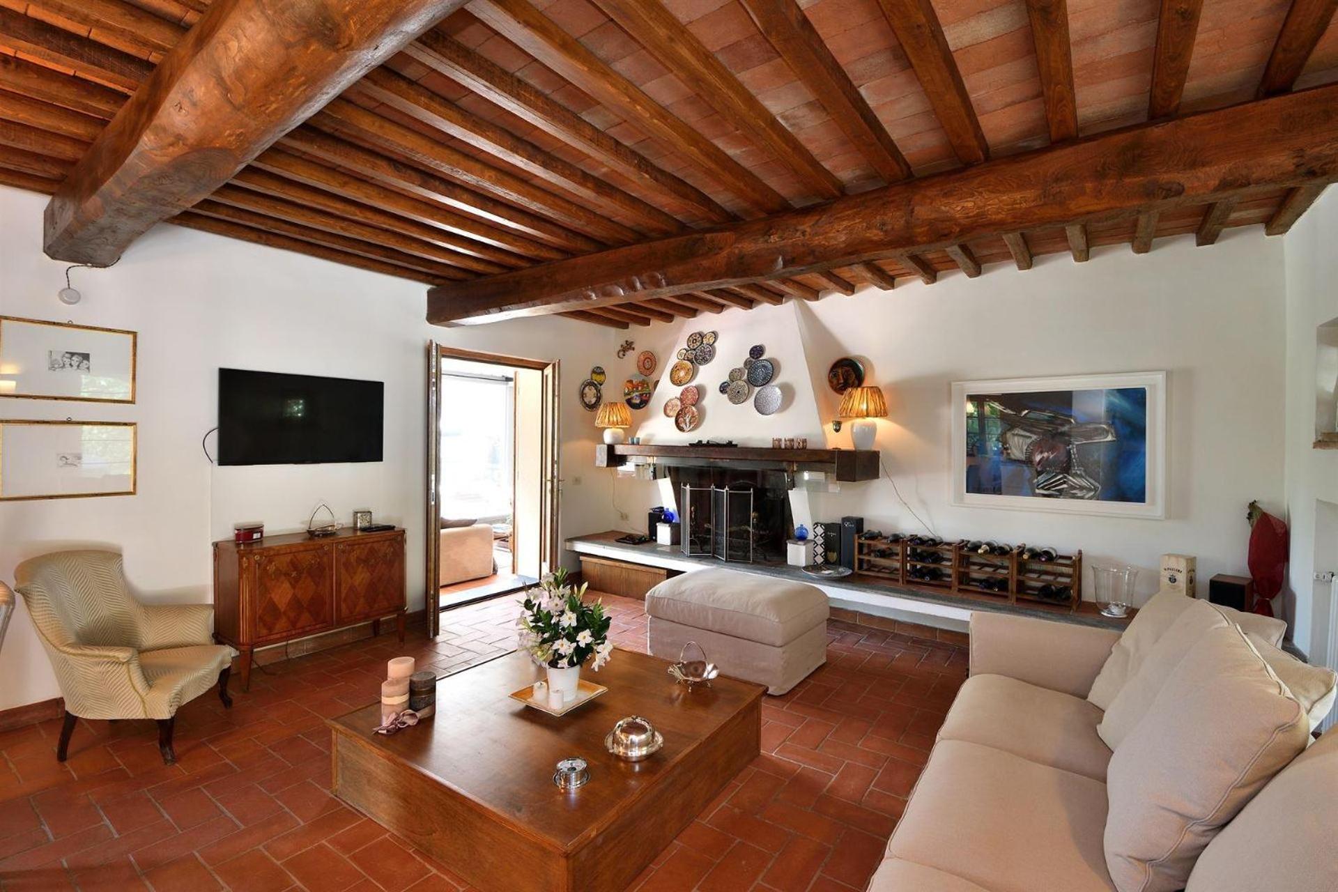 Three-Bedroom Villa photo 1