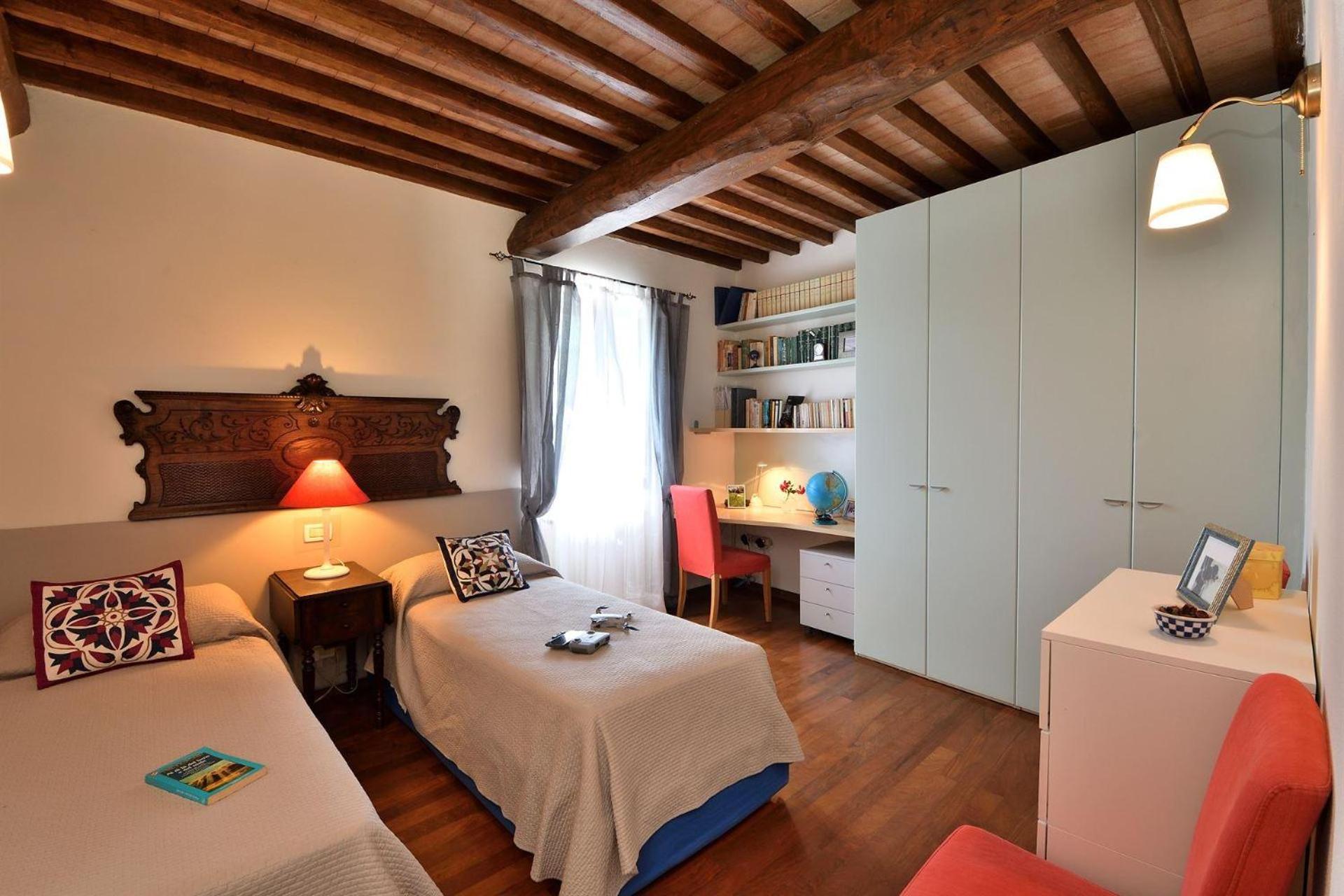 Three-Bedroom Villa photo 2