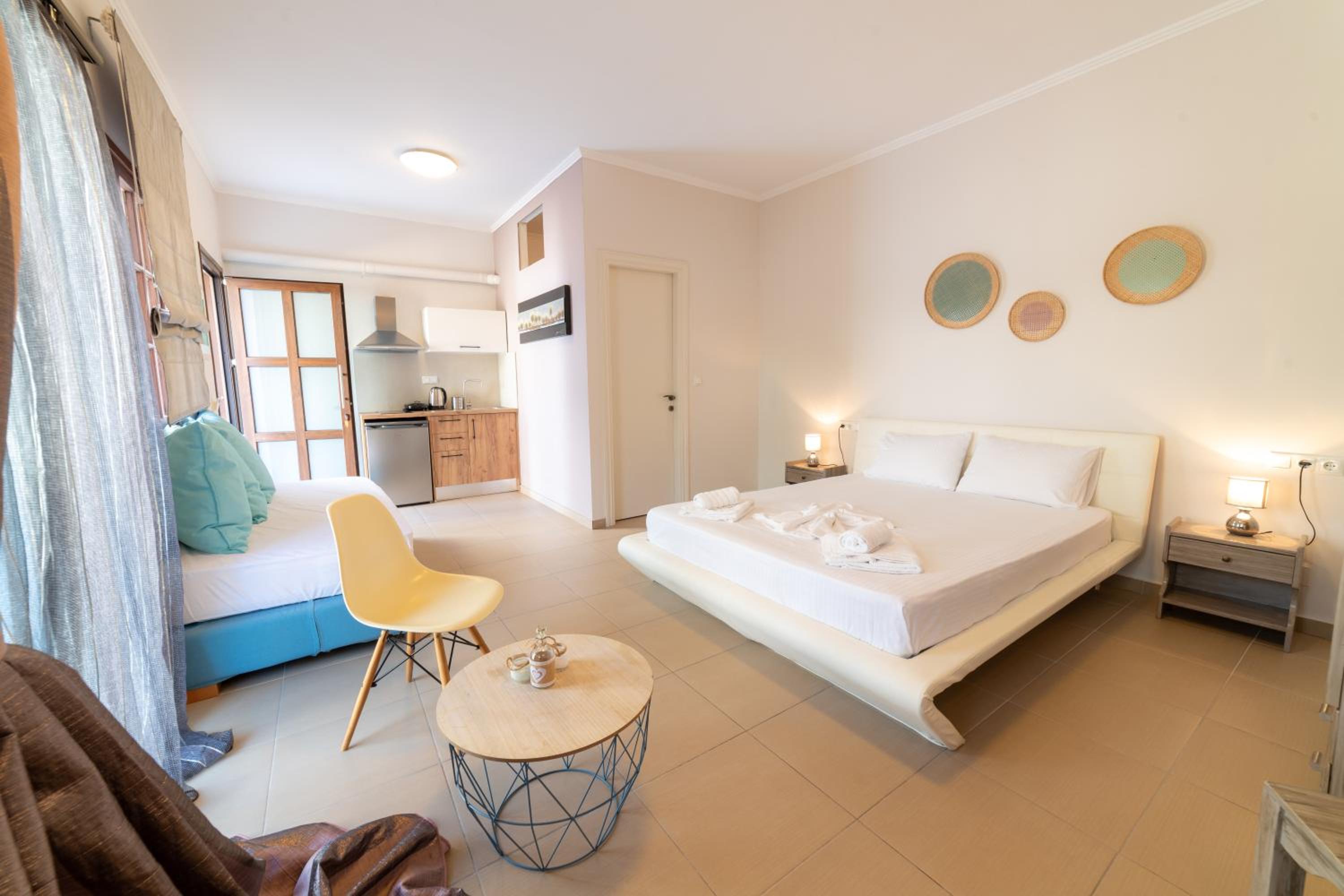 Deluxe Triple Room