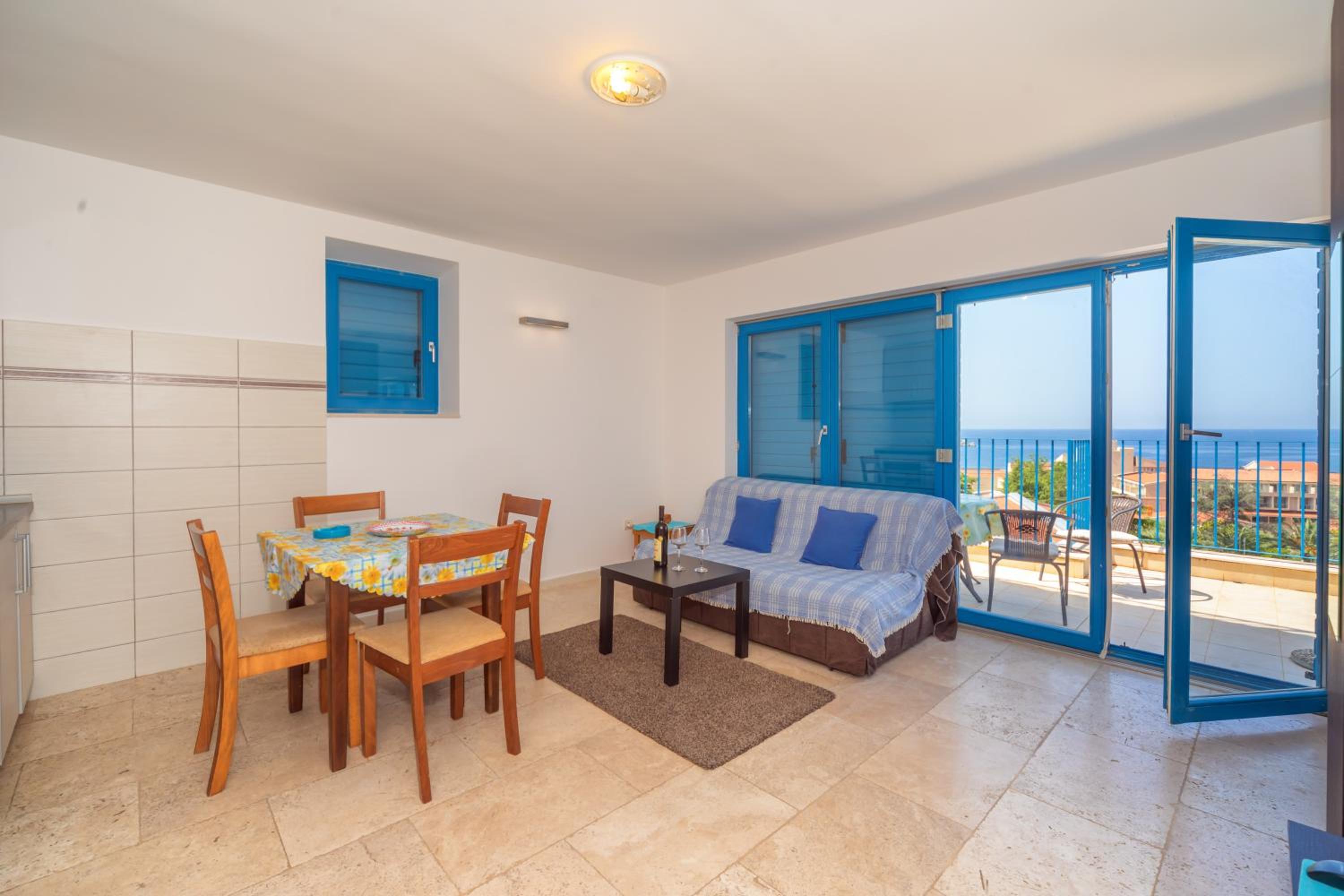 Apartment with Sea View