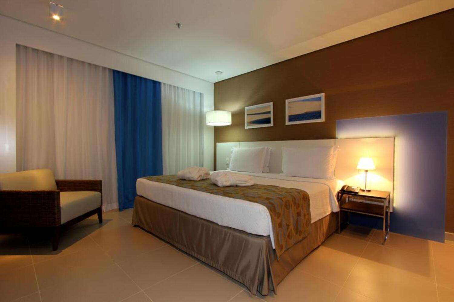 Double Suite - 1 King Bed