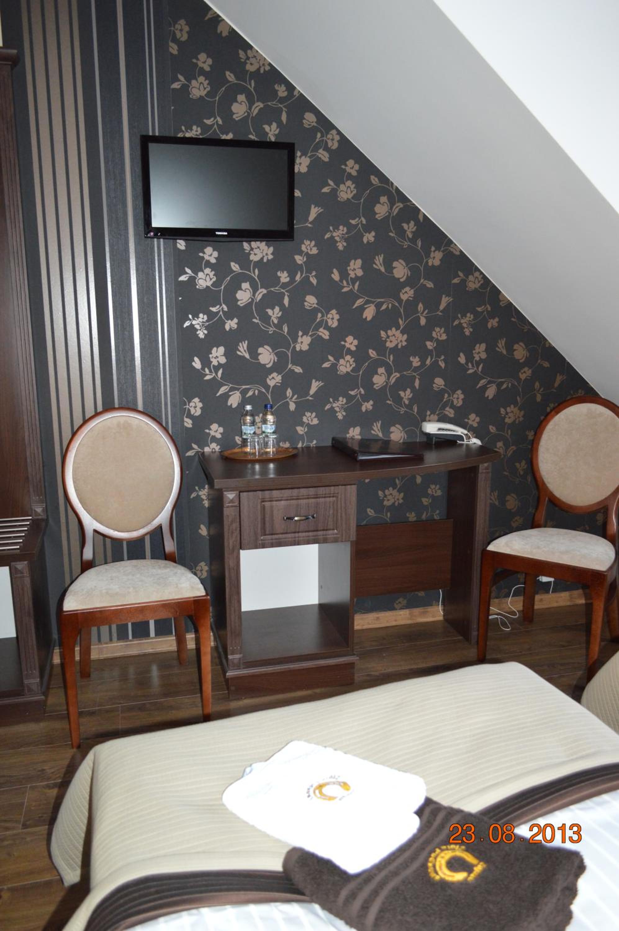 Double or Twin Room photo 3