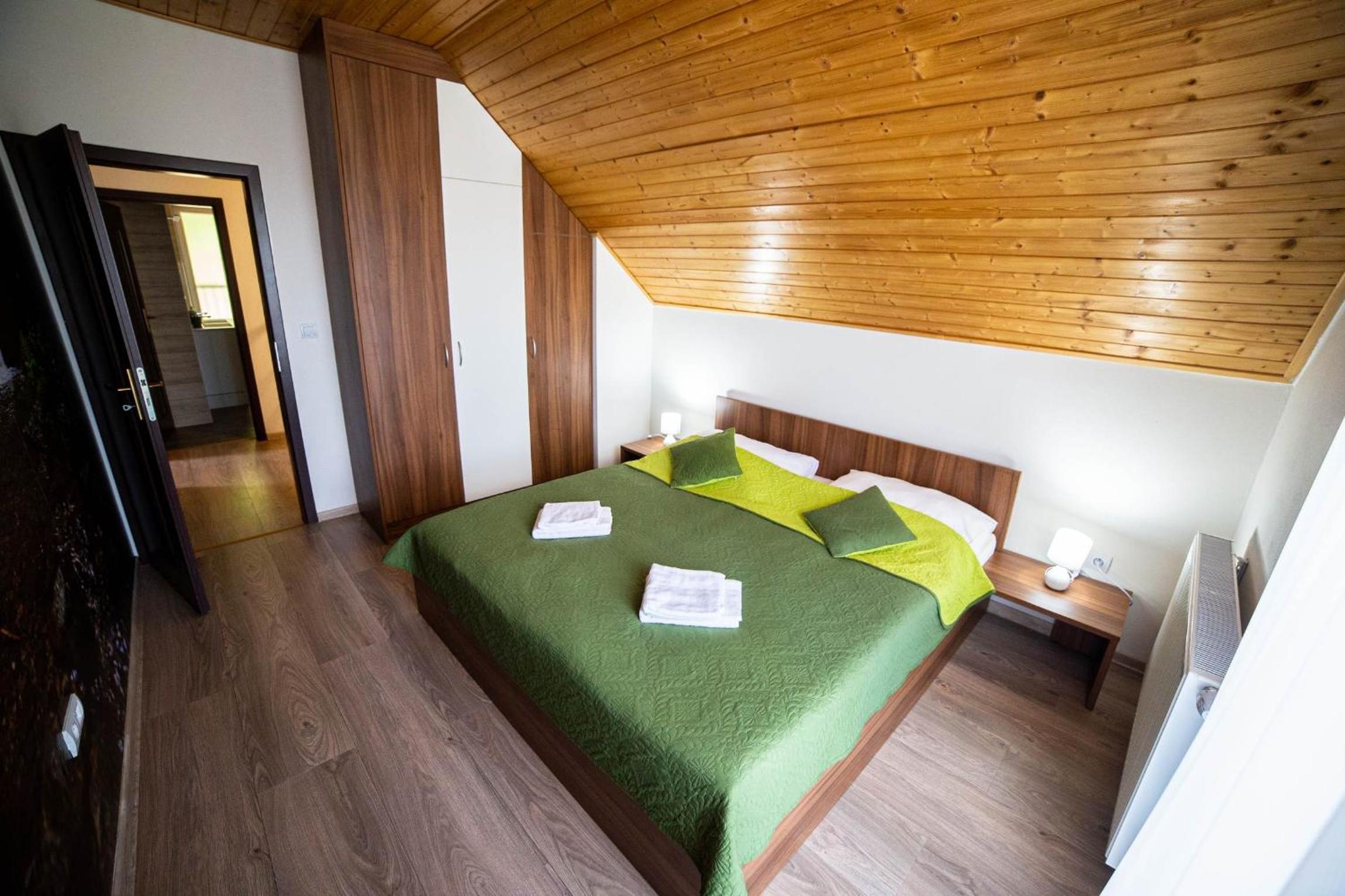 Three-Bedroom Chalet - Photo 12