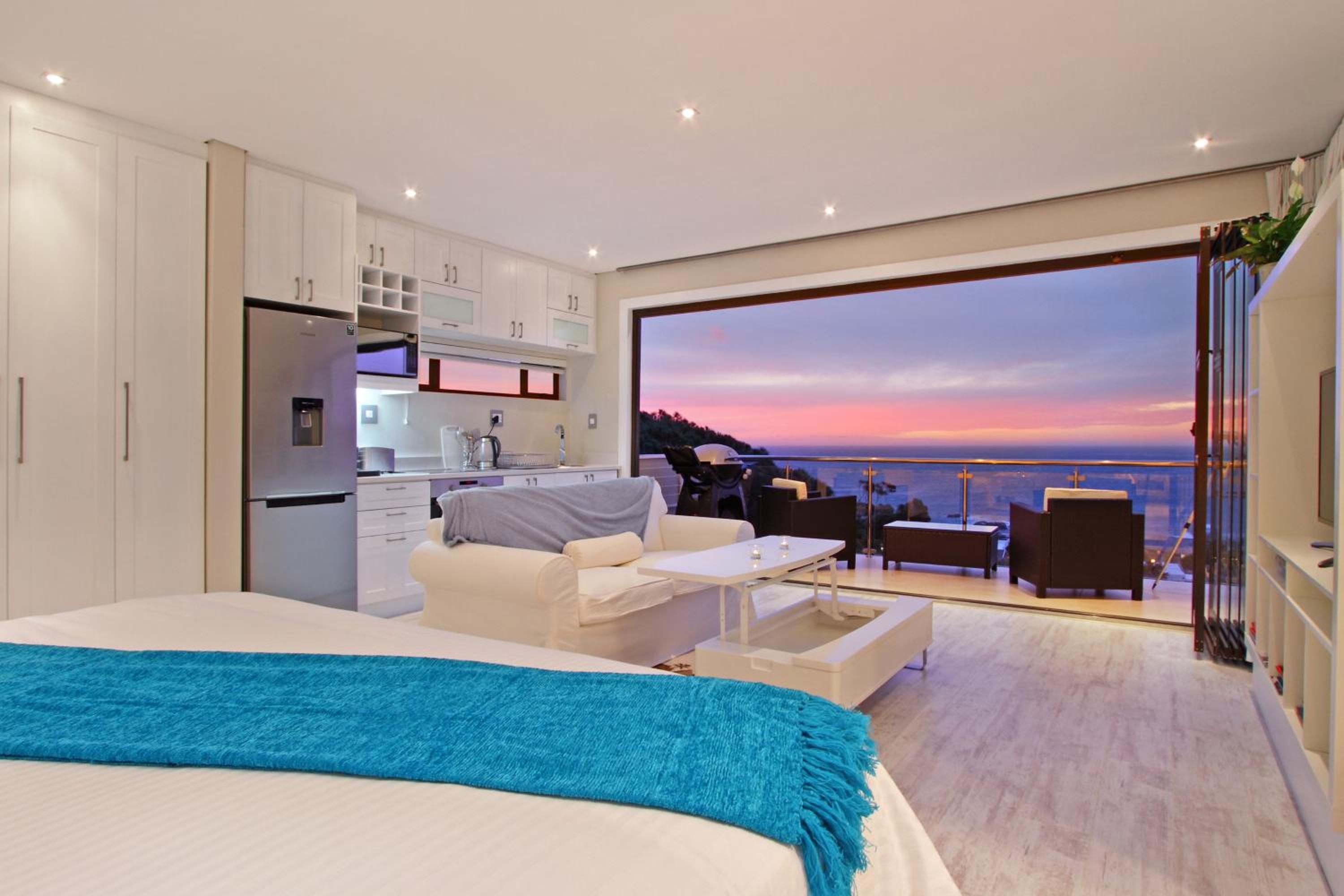 Seaview Suite photo 1