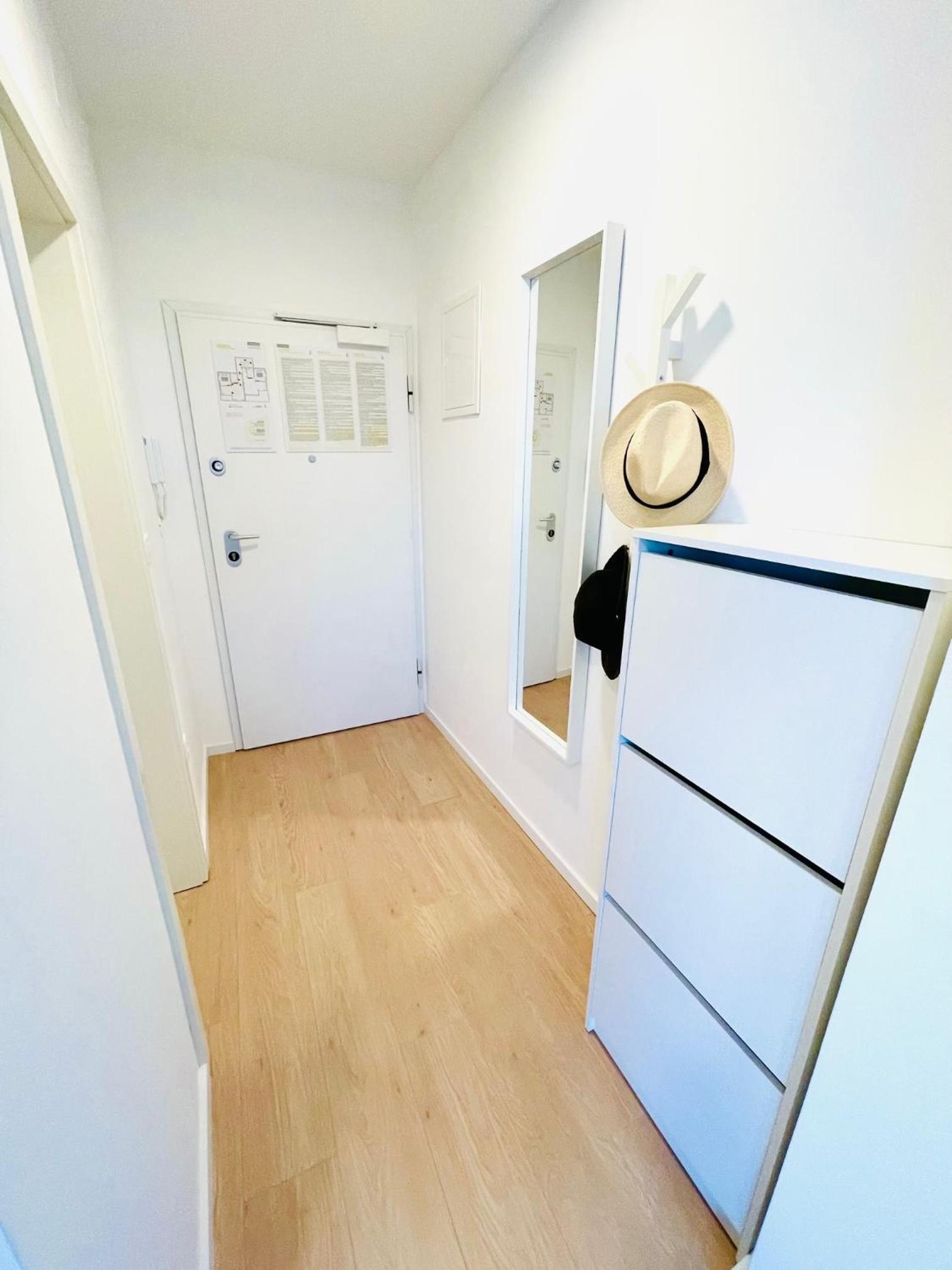 Apartment with Sea View photo 3