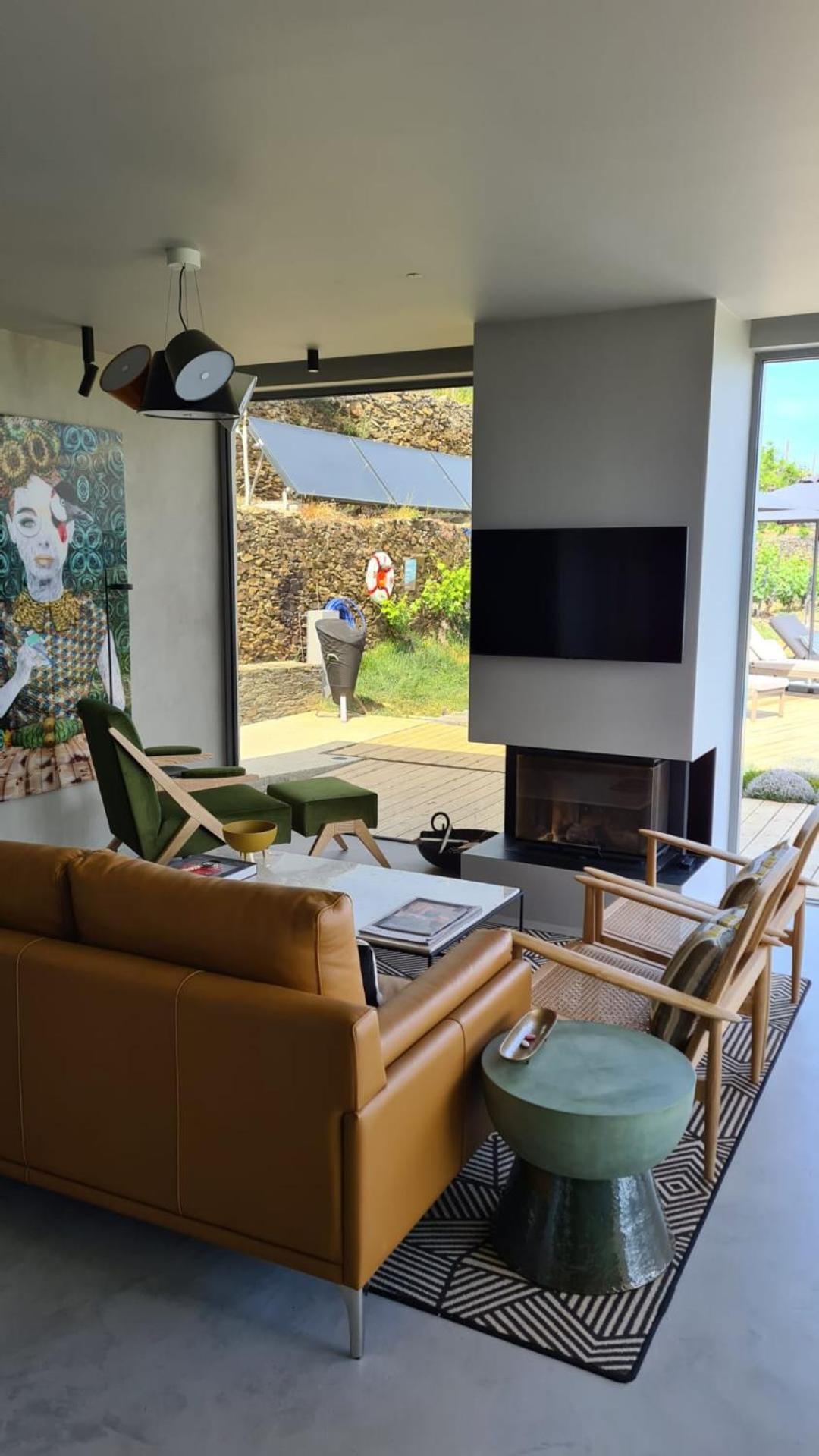 Three-Bedroom Villa photo 1