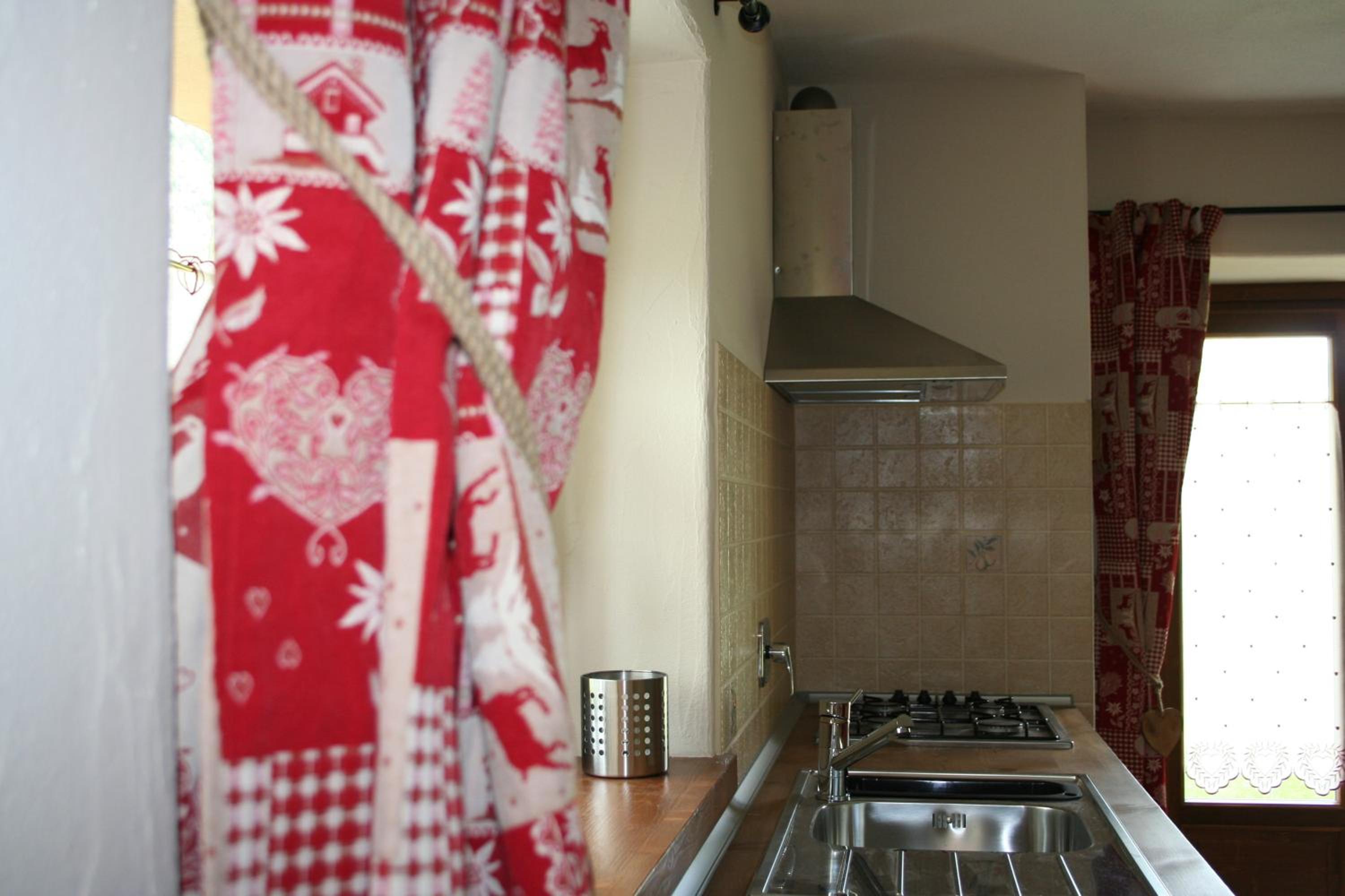 Apartment - Ground Floor photo 3