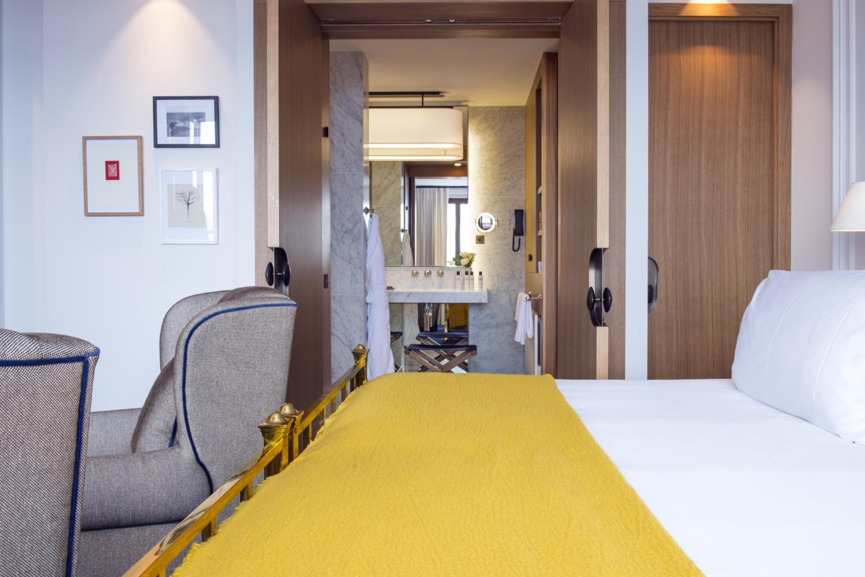 Suite Junior avec Terrasse Suite Junior avec Terrasse