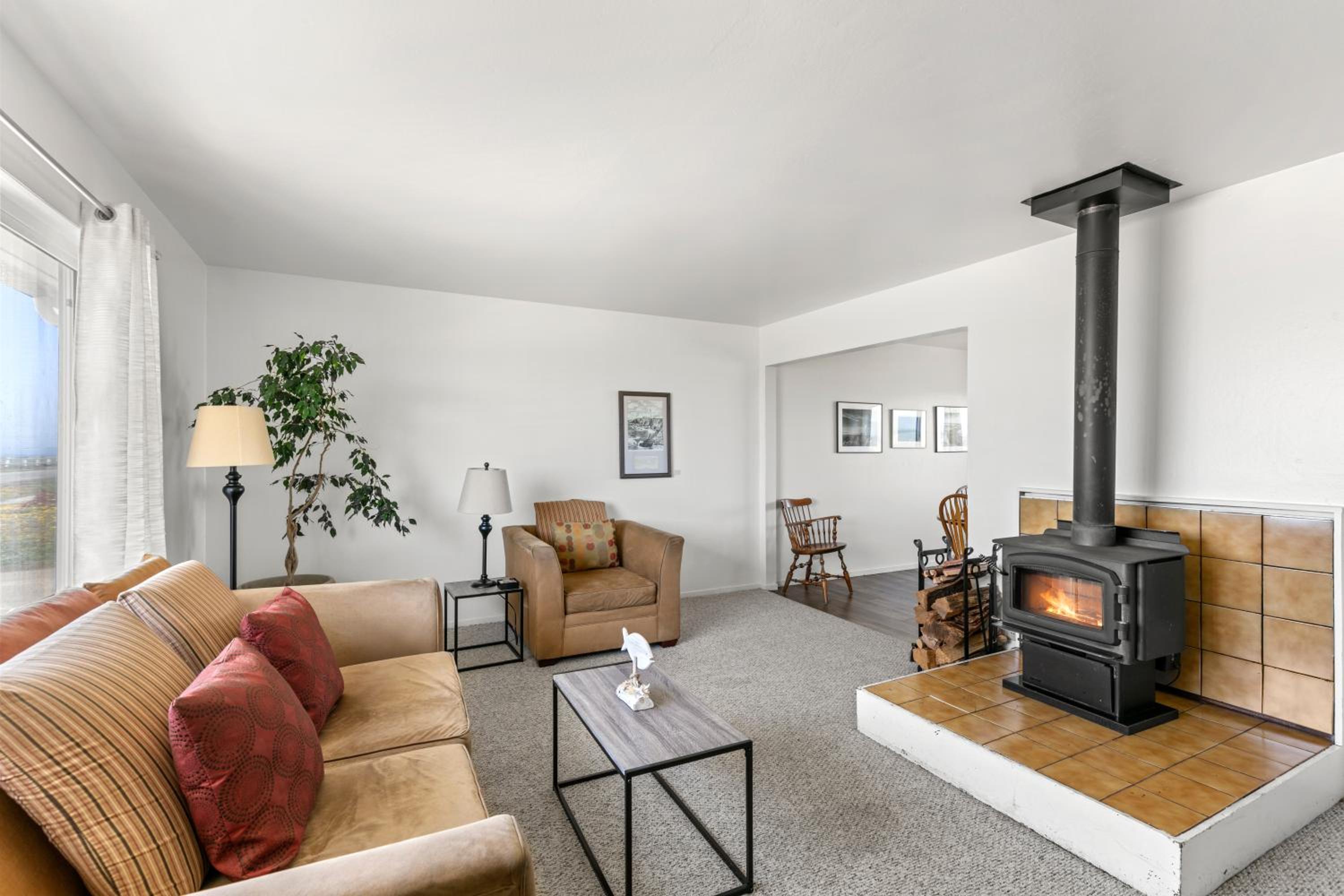 Three-Bedroom House photo 1