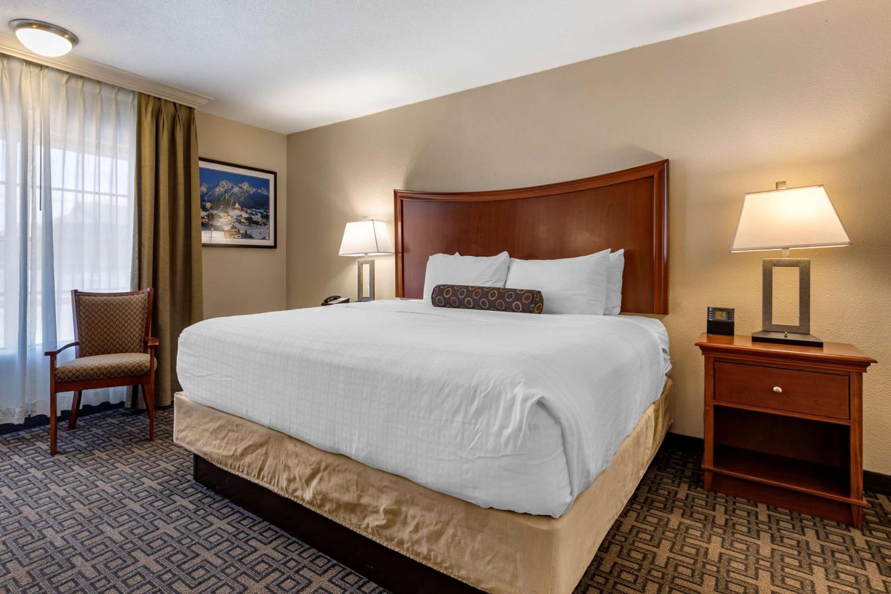 King Room - Non-Smoking photo 2