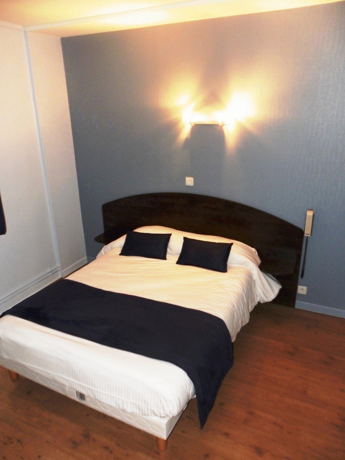 Double Room - Photo 2
