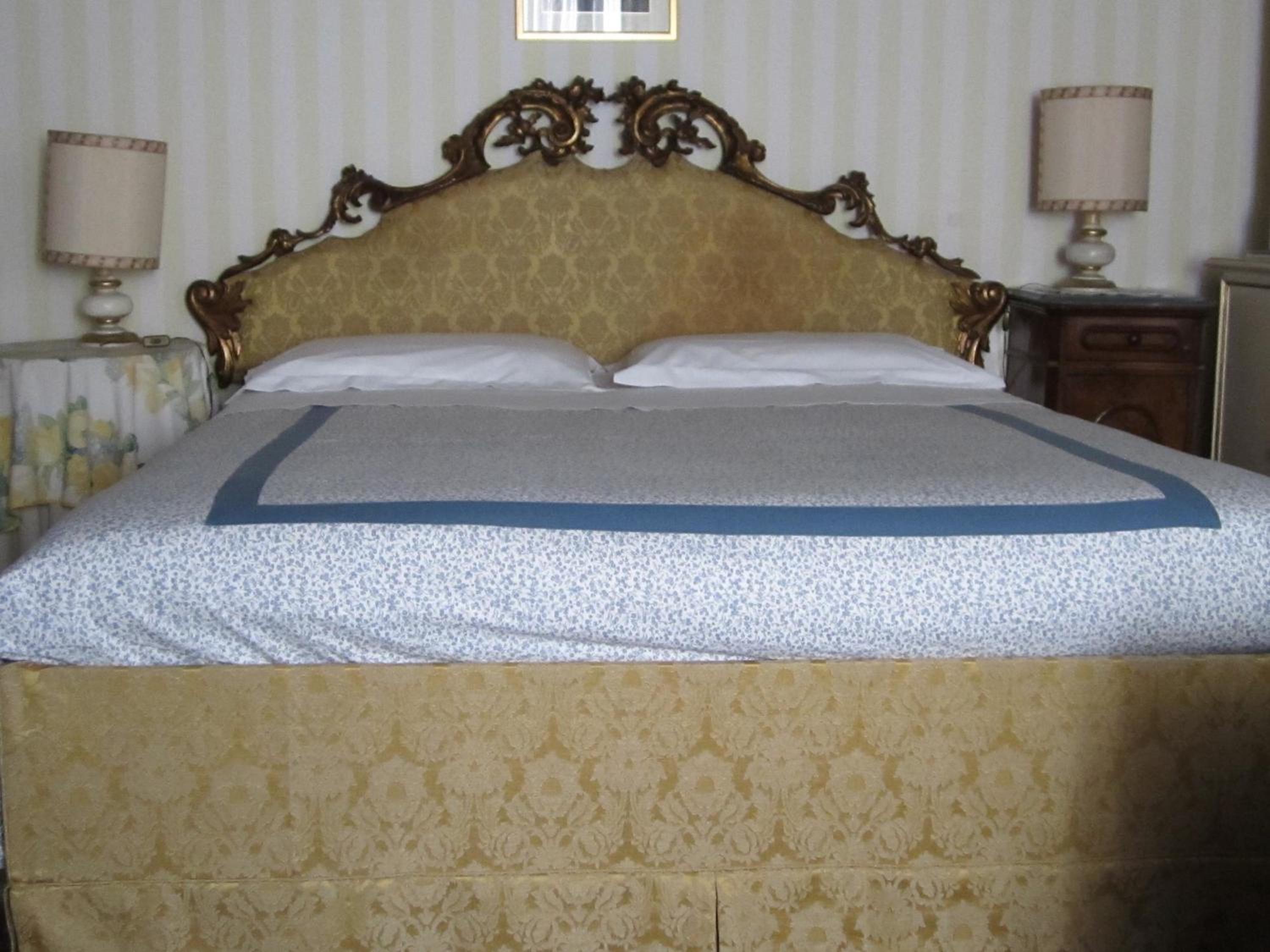 Double or Twin Room photo 1