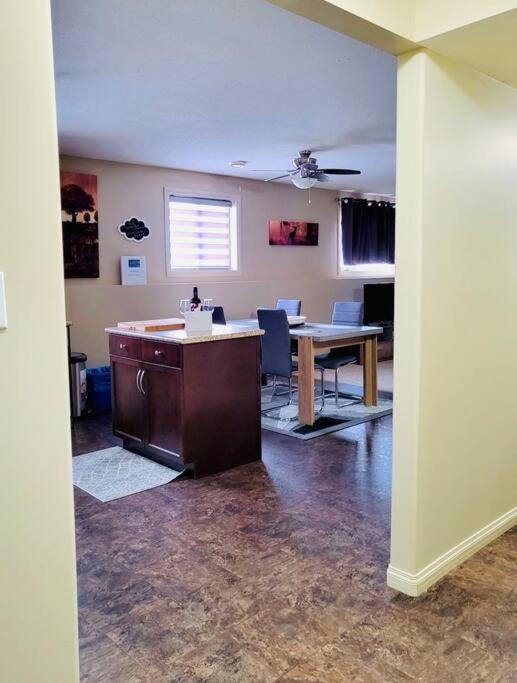 Two-Bedroom Apartment - Photo 9