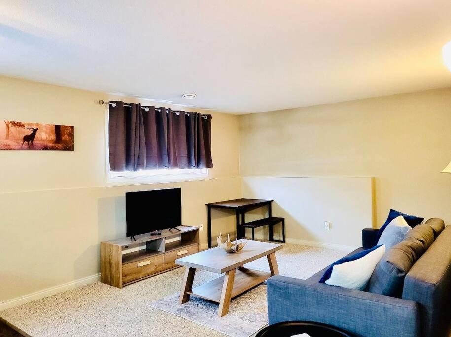 Two-Bedroom Apartment - Photo 8