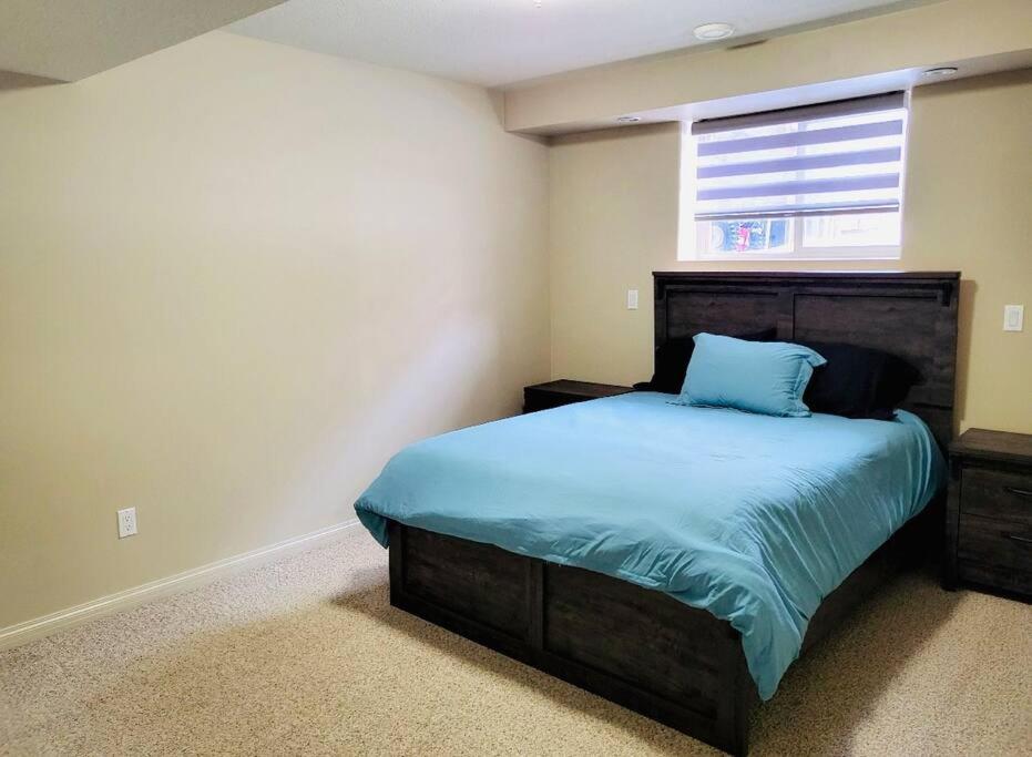 Two-Bedroom Apartment - Photo 23