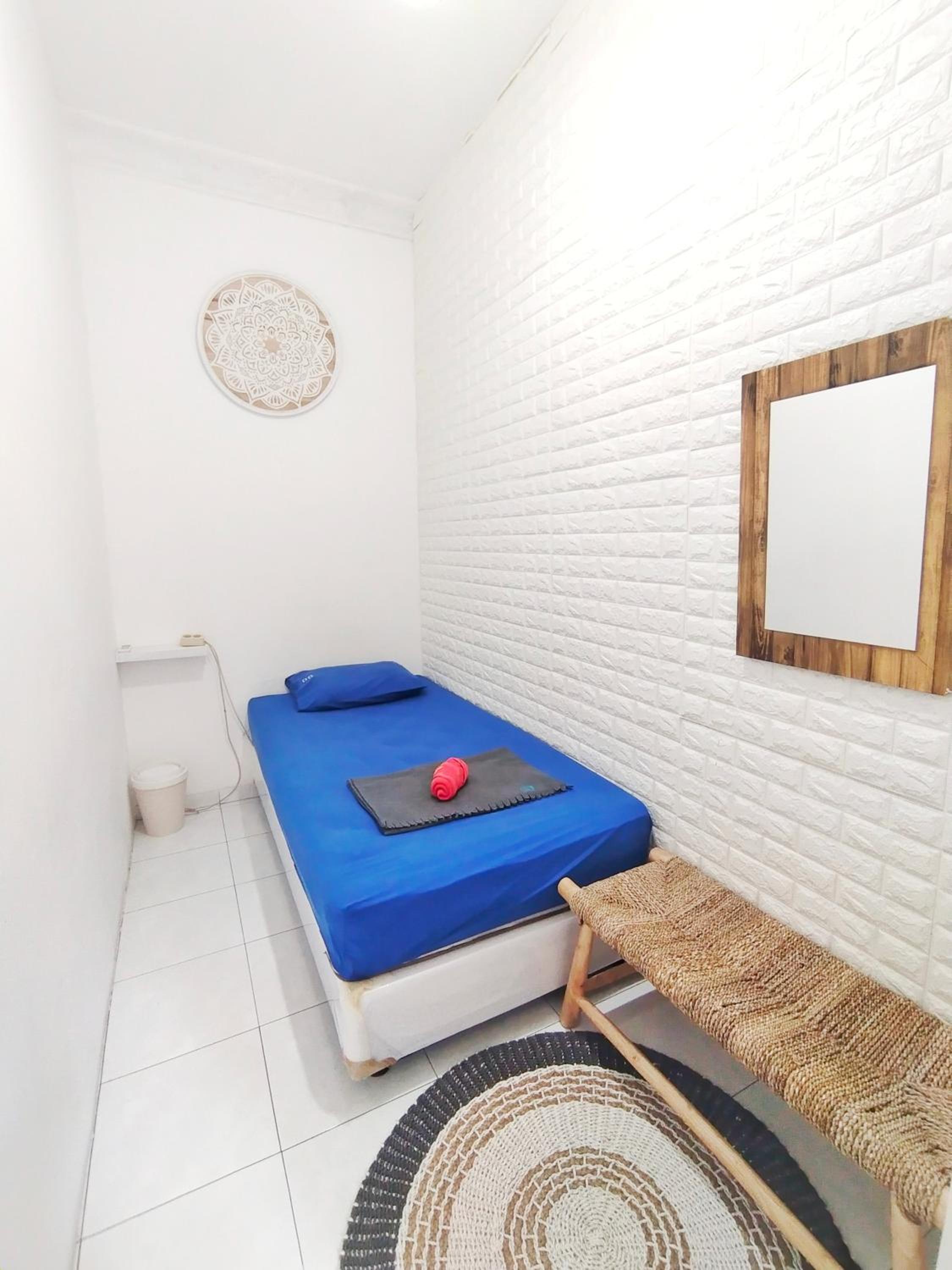 Budget Single Room photo 1