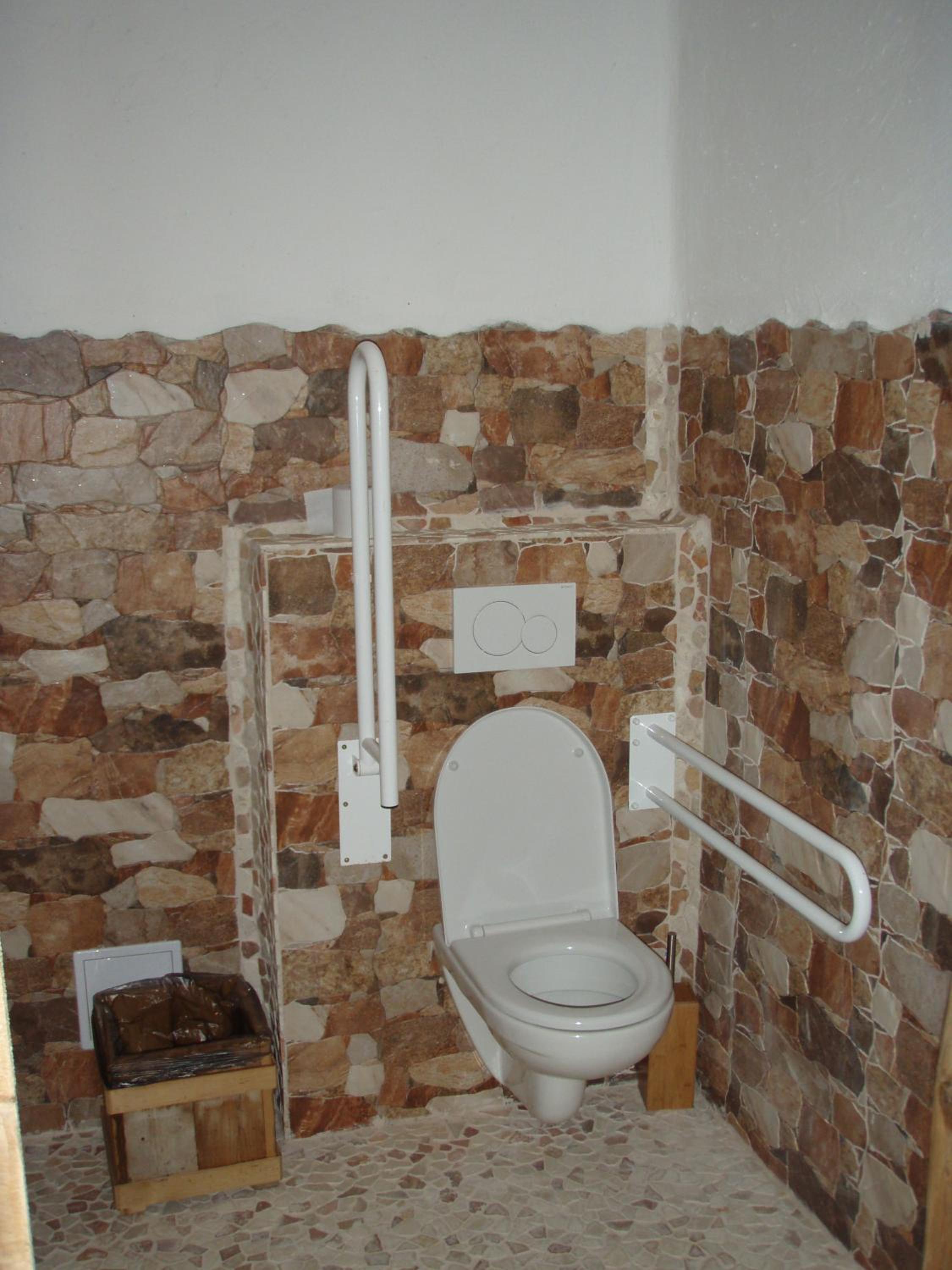 Standard Twin Room photo 2